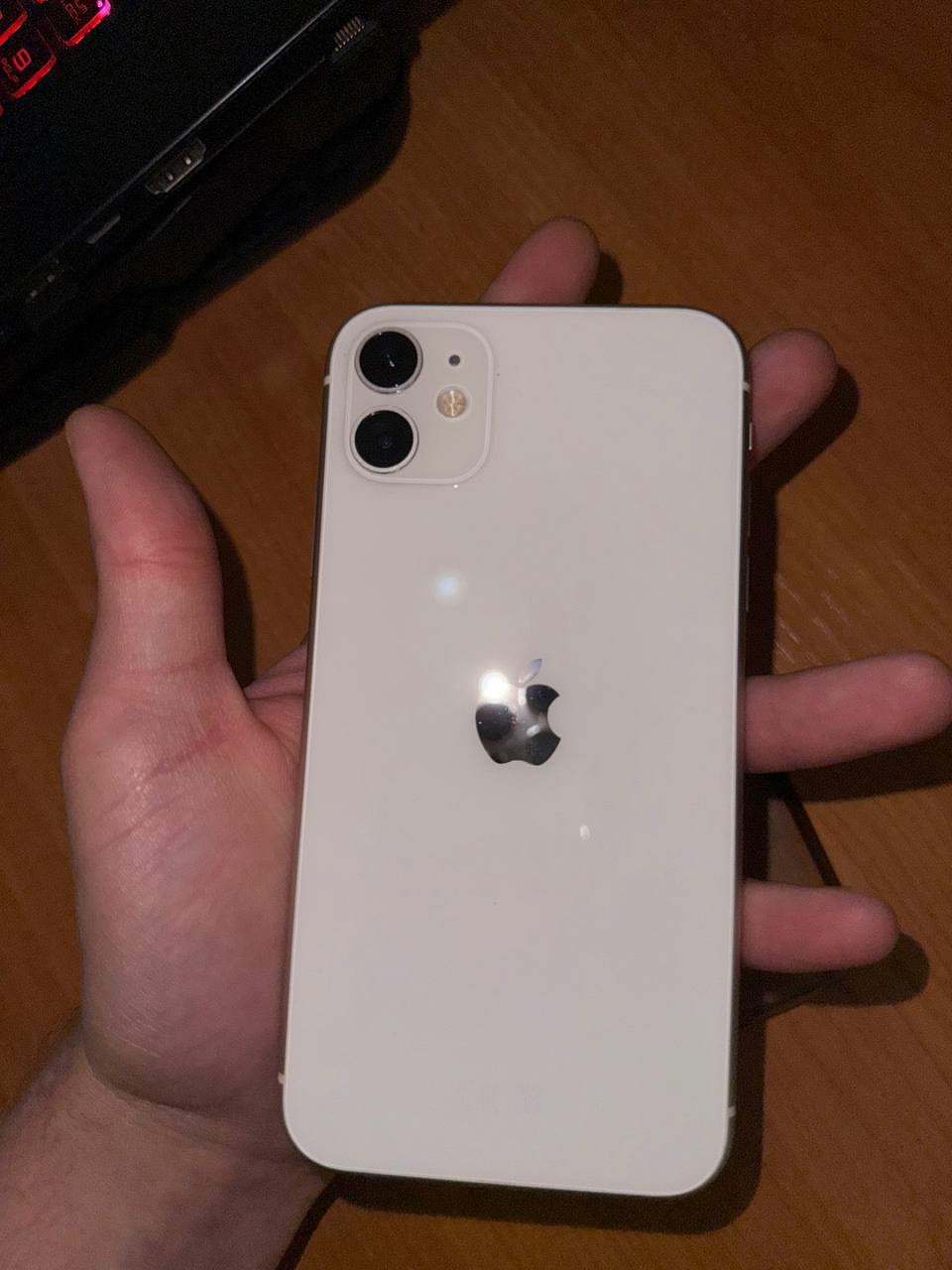 iPhone 11 Внешнее состояние идеальное,
