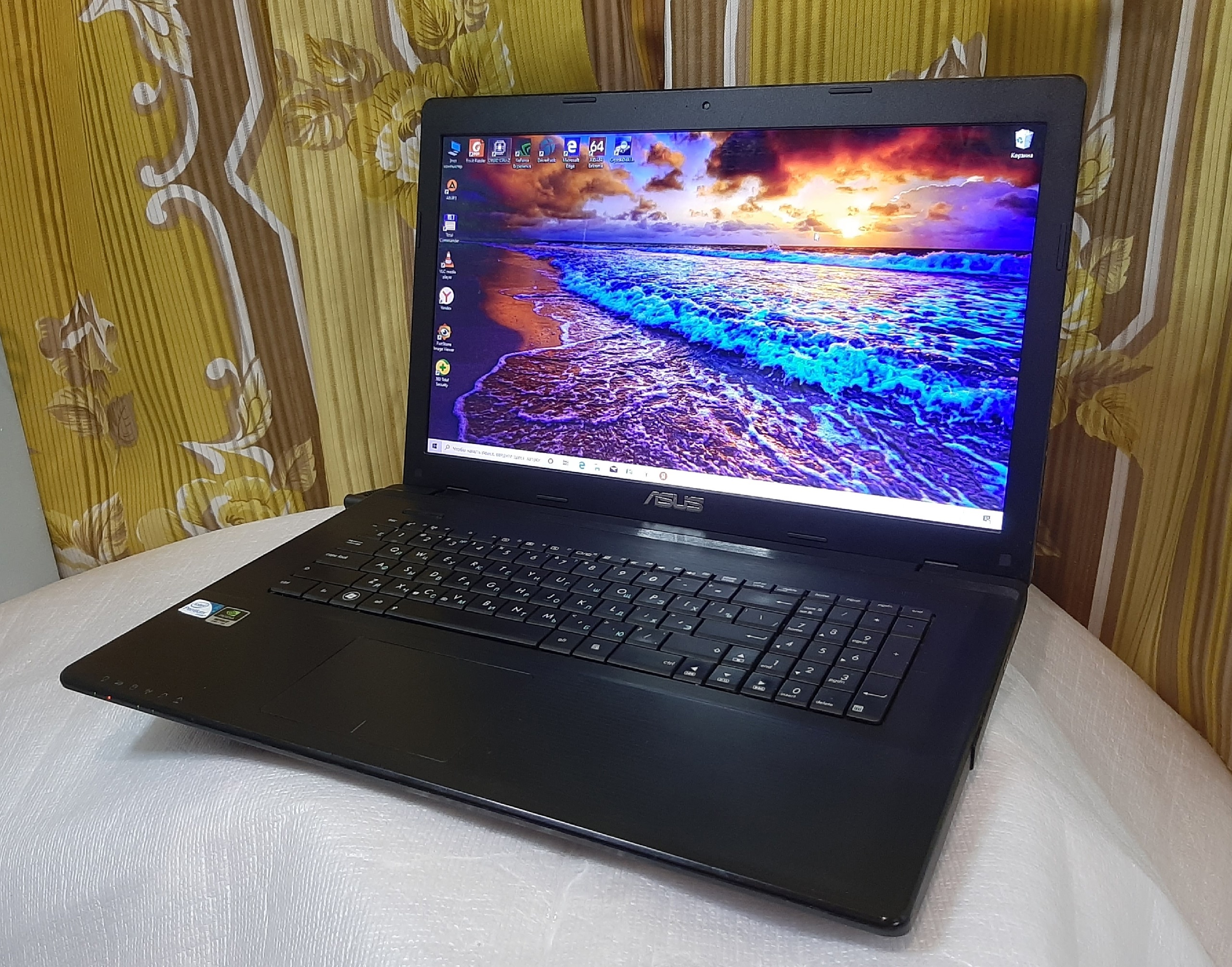 Надёжный ноутбук Asus X75VD-TY145D в