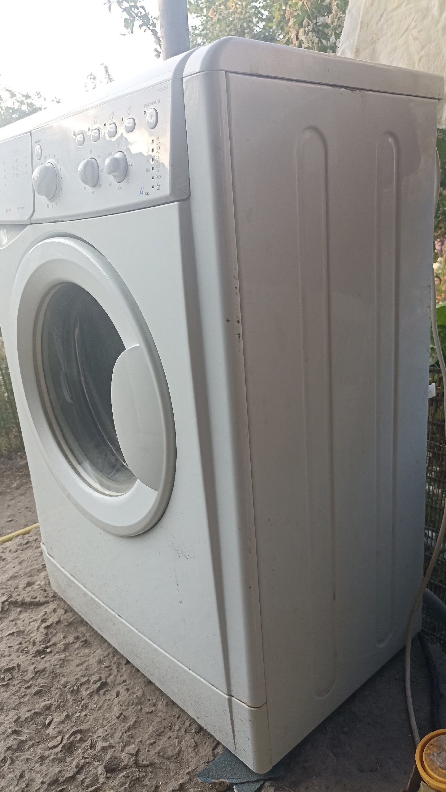 Продажа стиральной машины INDESIT Предлагается (1)