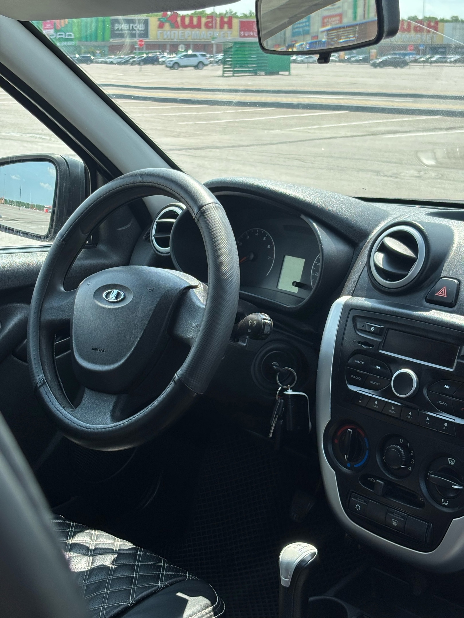 Продается LADA GRANTA 2017 Борнео (3)