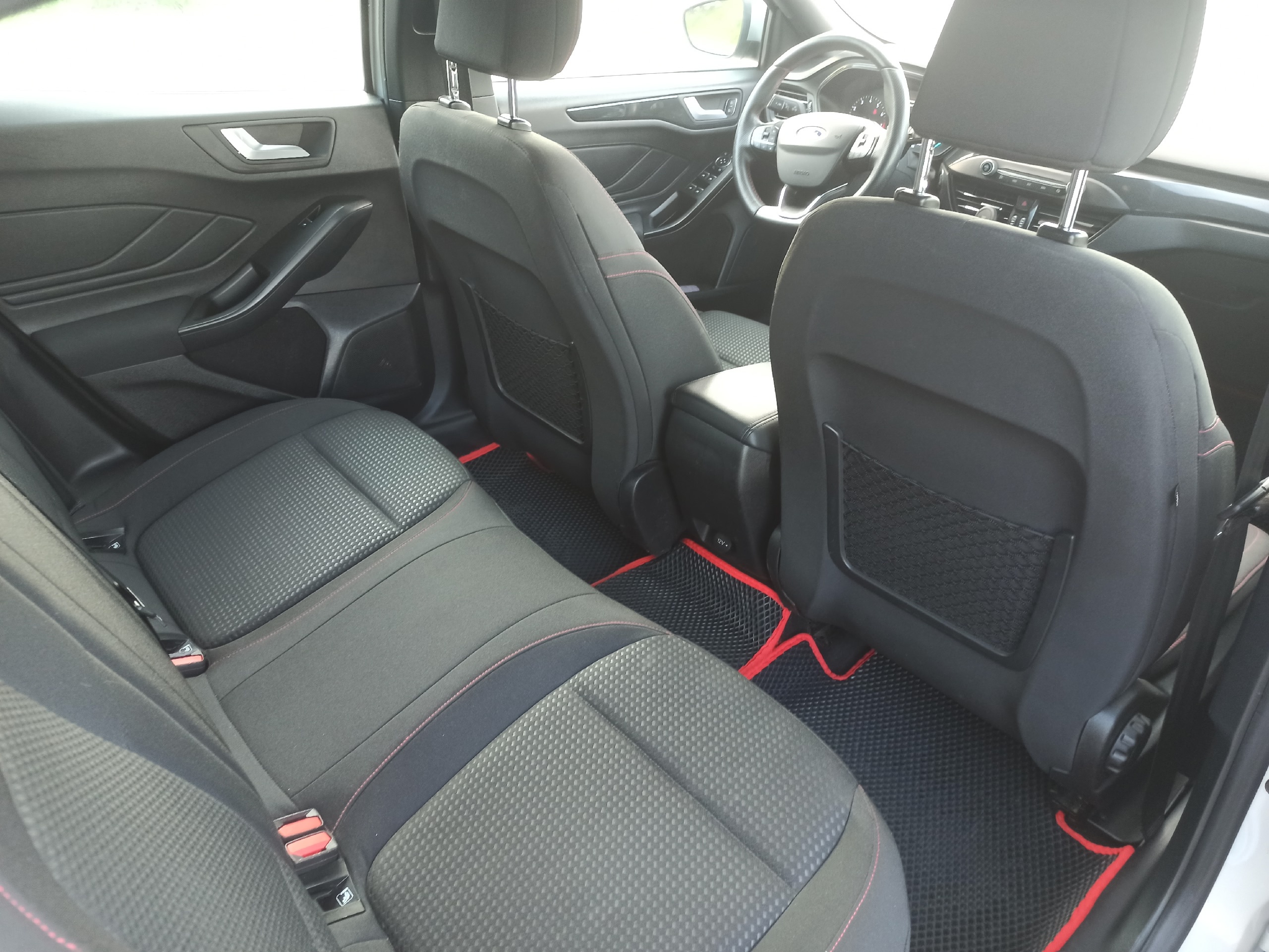 Ford Focus 4 ST-Line 2020 (6)
