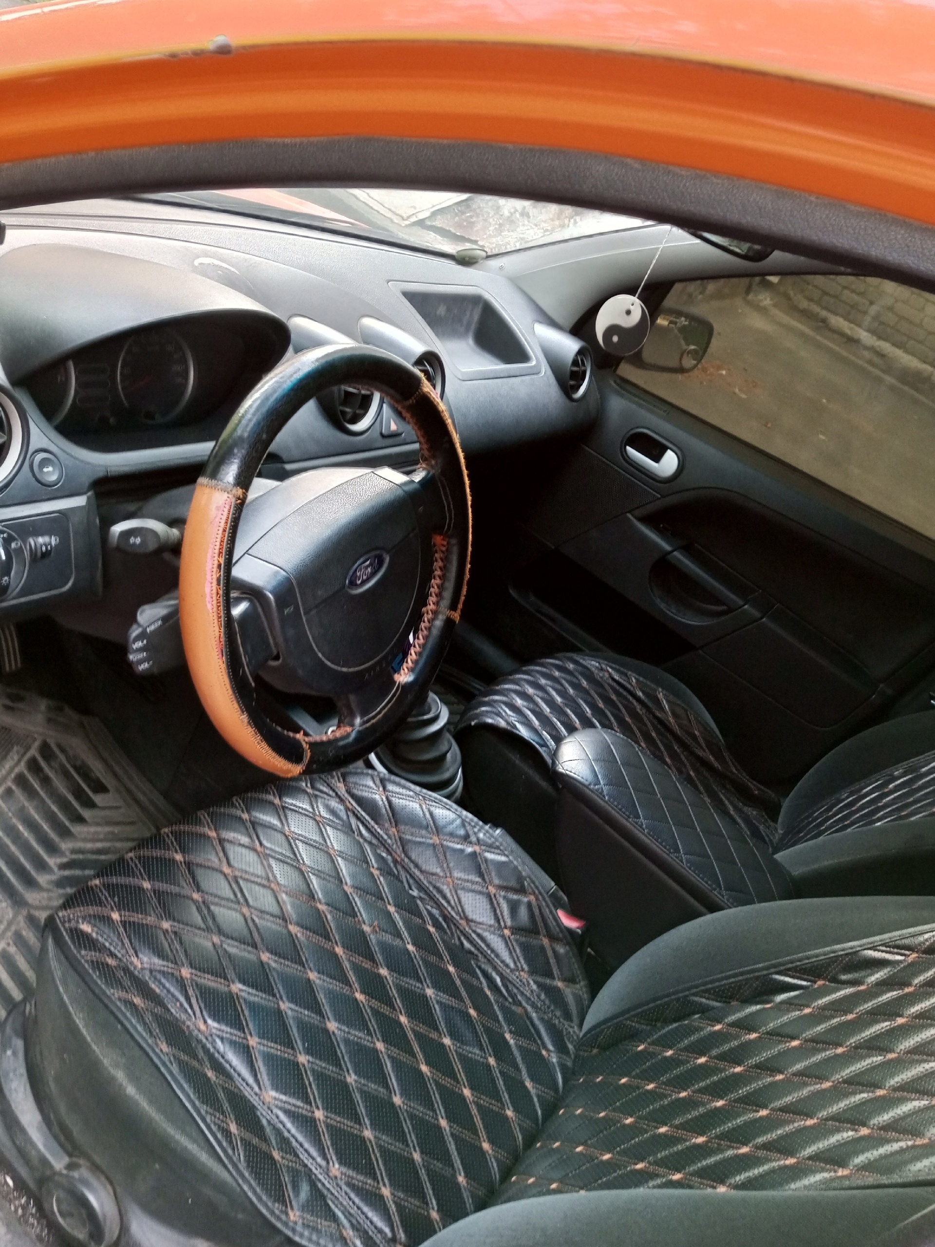 Продам личный автомобиль, собственник Предлагаю (9)