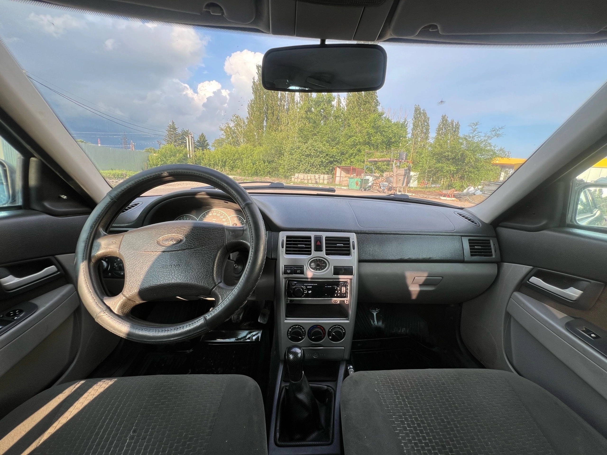 Продажа Приоры 2009 года: Автомобиль (8)