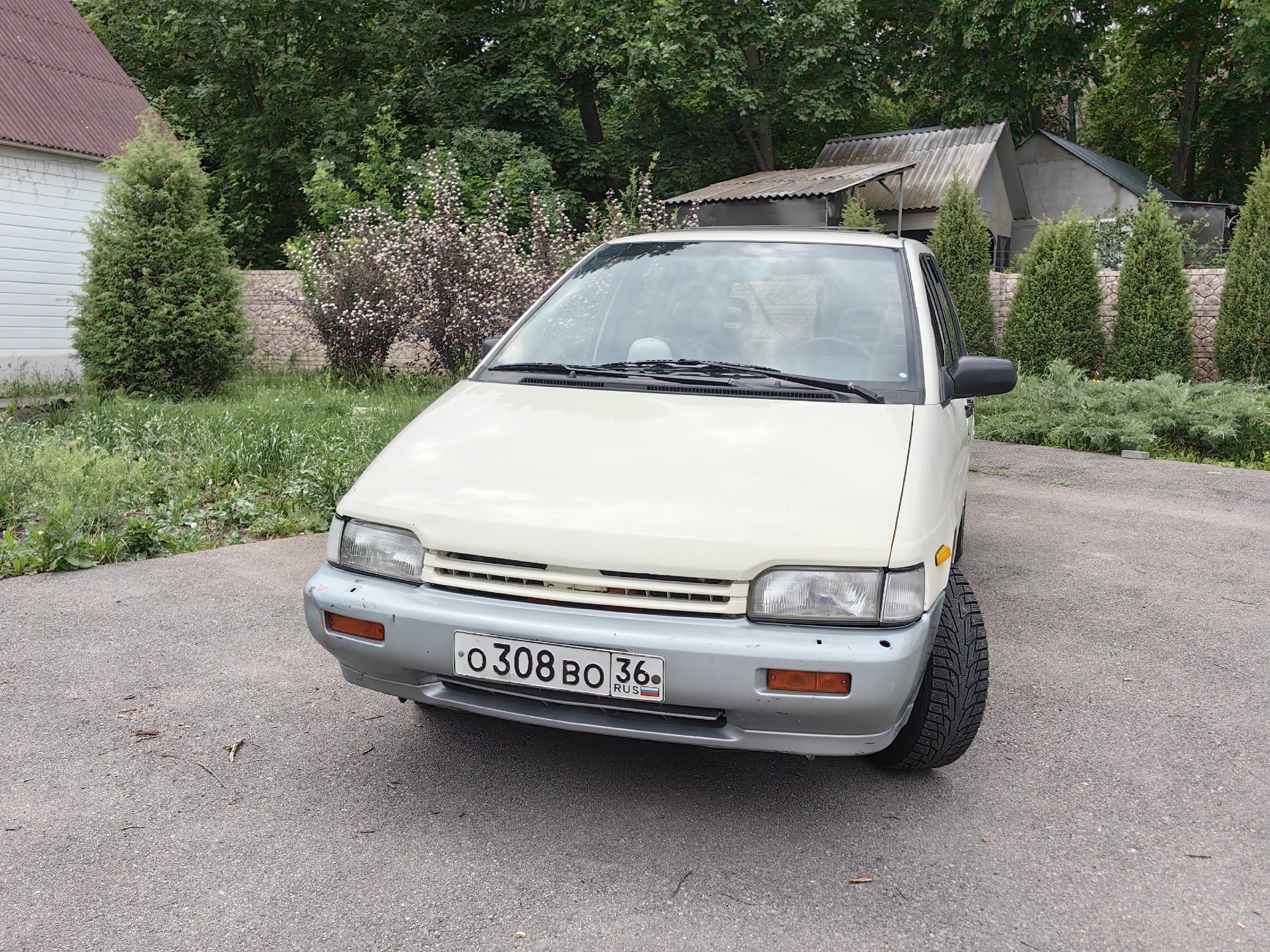 Продажа Nissan Prairie 1991 года (2)