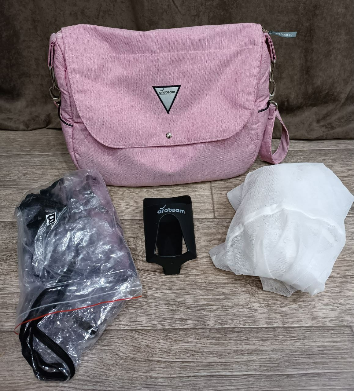 Продам универсальную коляску 2в1 Цена: (6)