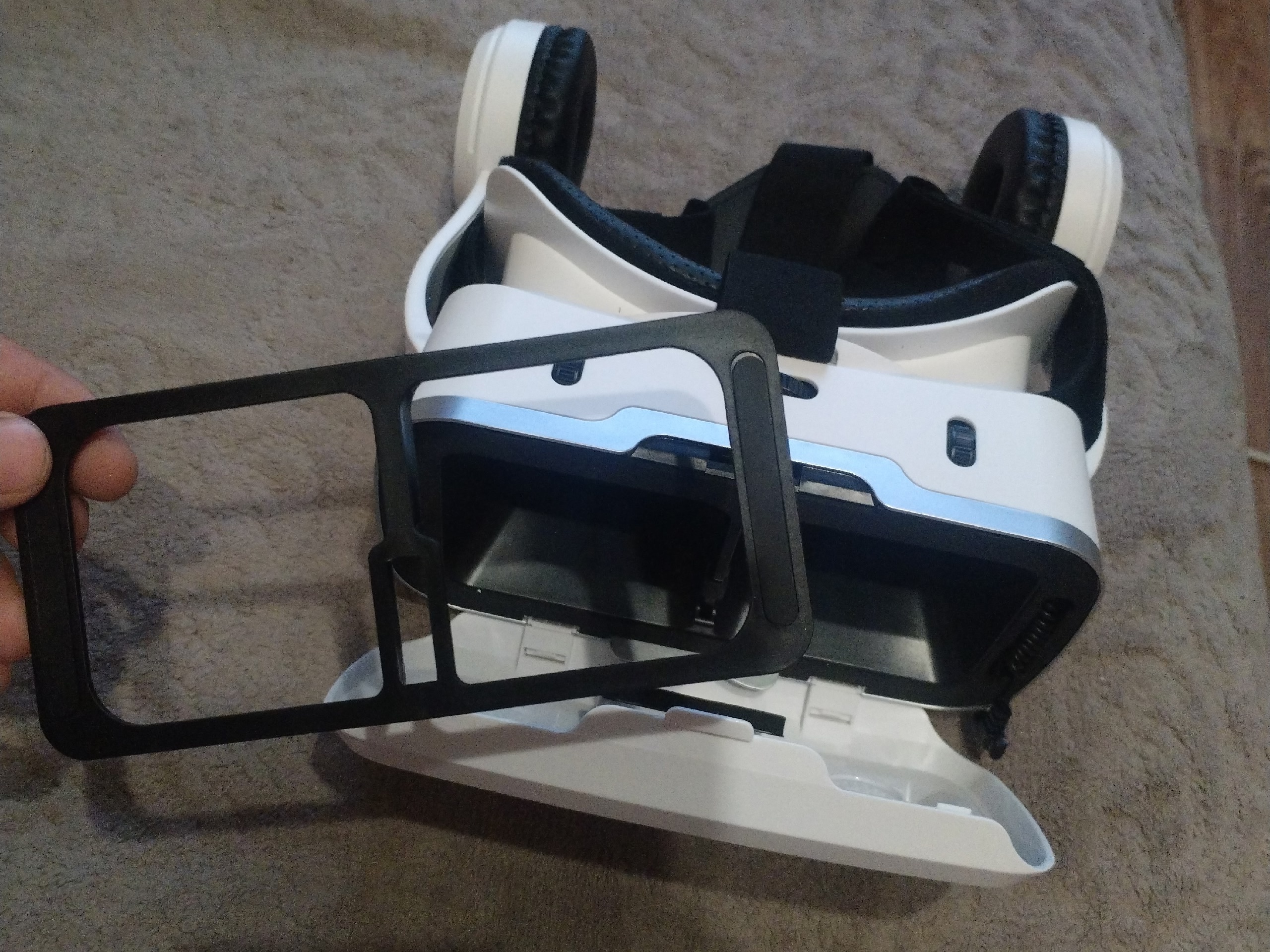 Продаю VR Shinecon, как новый. (4)
