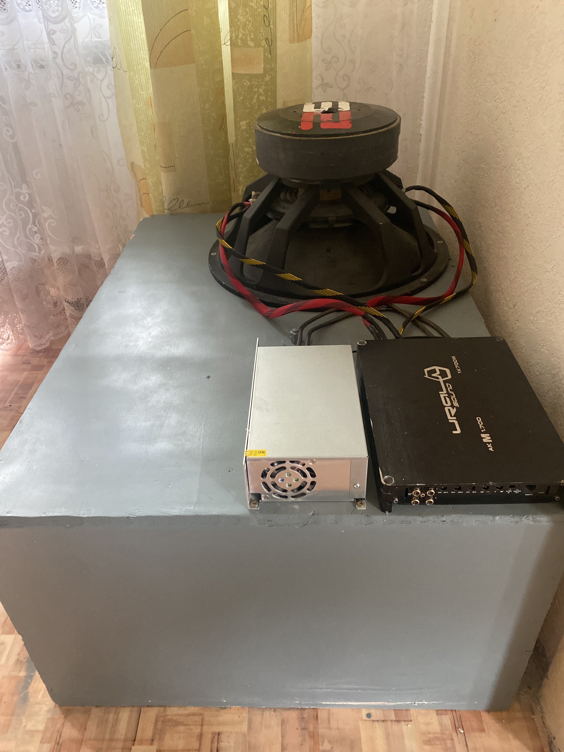 Сабвуфер Sound Qubed 18 дюймов