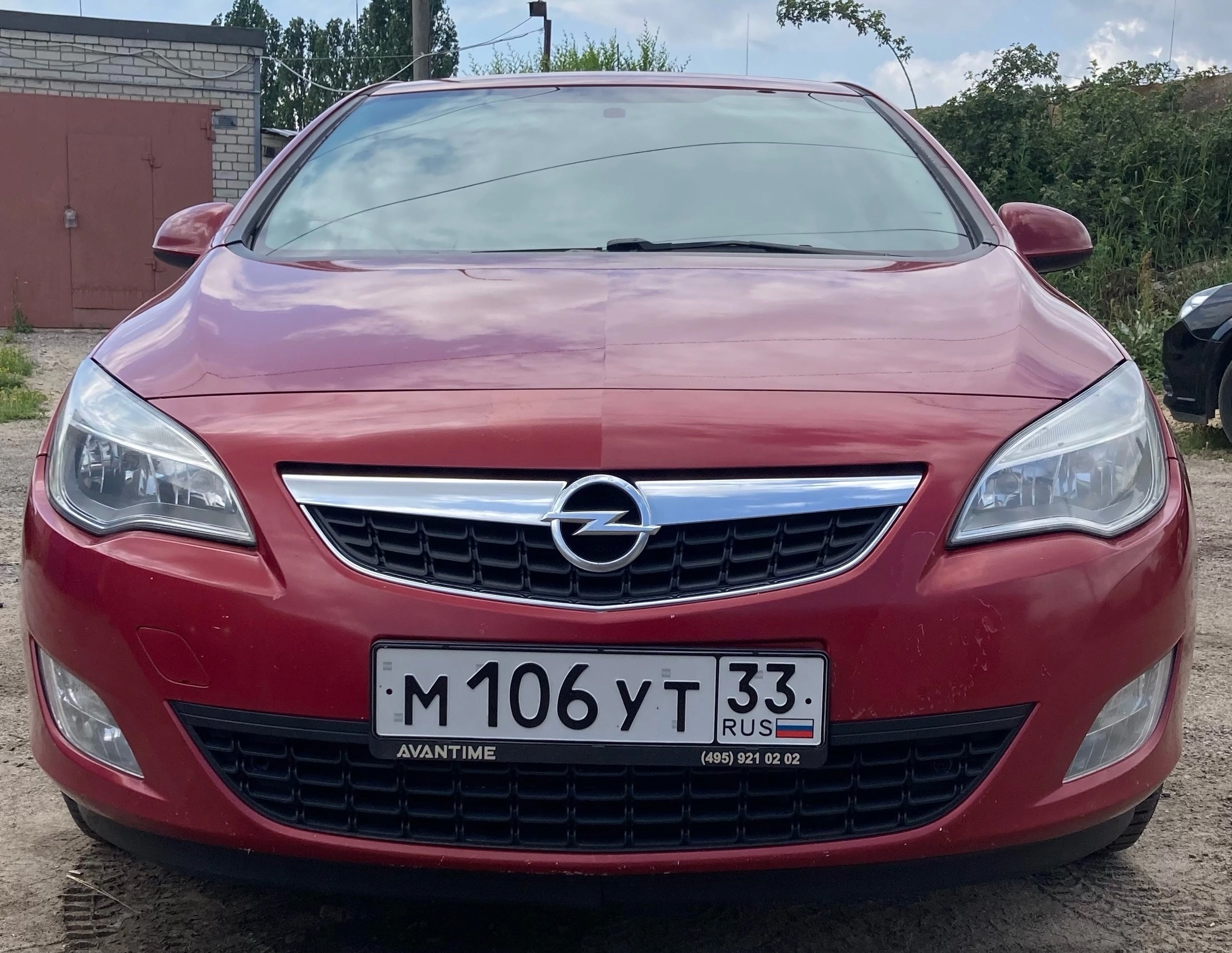 Opel Astra 2010: Пробег 221600 (1)