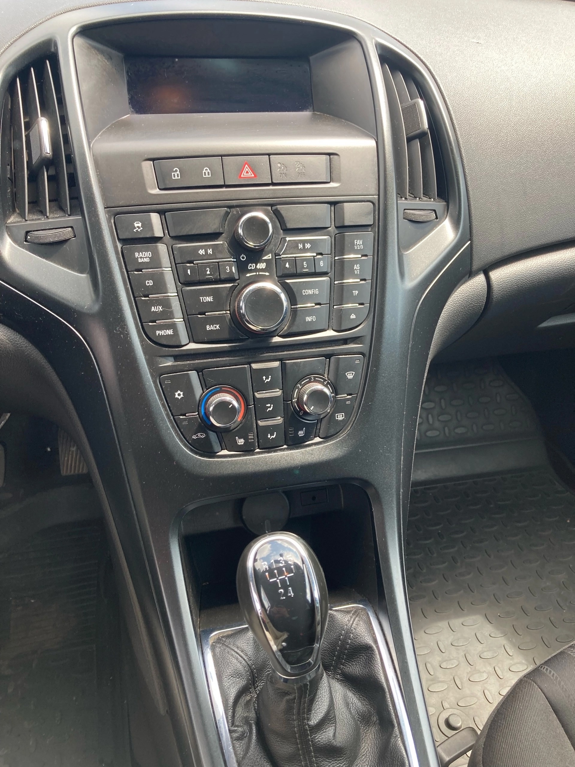 Opel Astra 2010: Пробег 221600 (9)