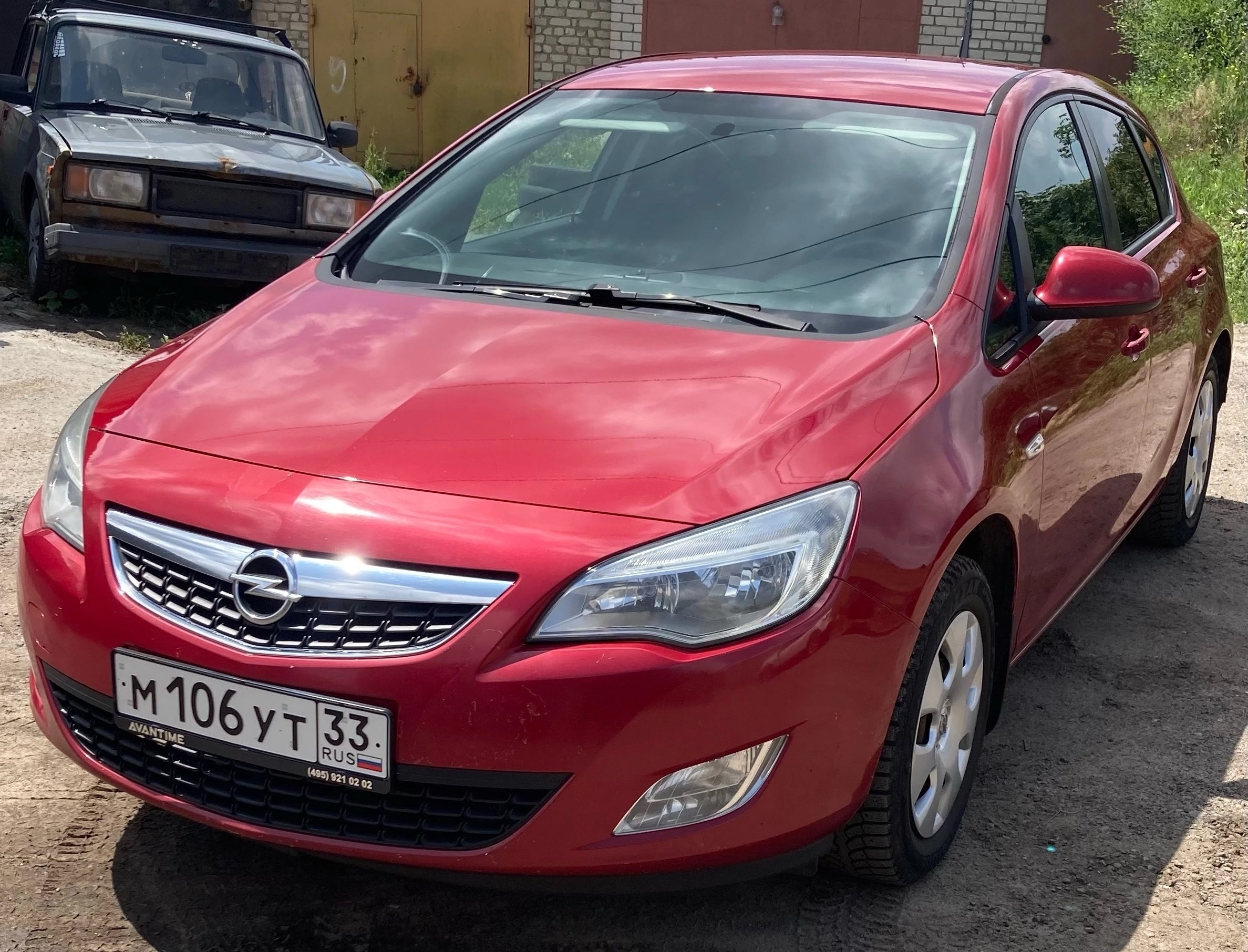 Opel Astra 2010: Пробег 221600 (4)