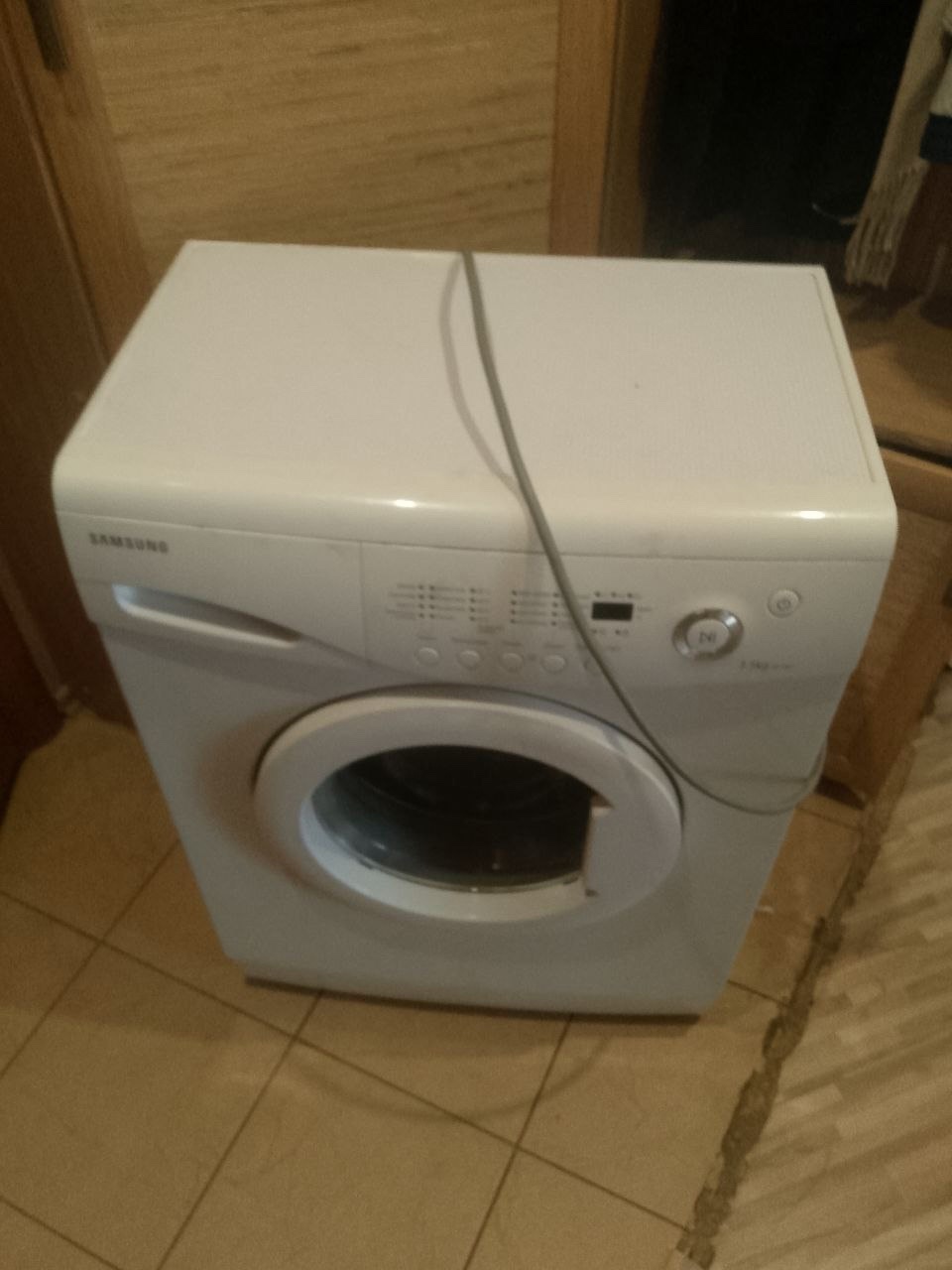 Продажа стиральной машины, двигатель неисправен (1)