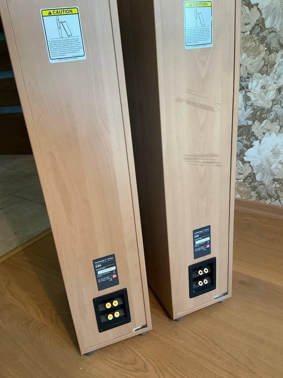 Продаётся комплект: акустика JBL Акустическая (6)
