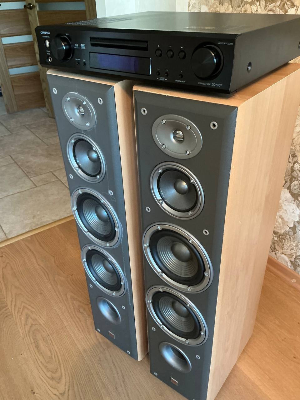 Продаётся комплект: акустика JBL Акустическая (9)