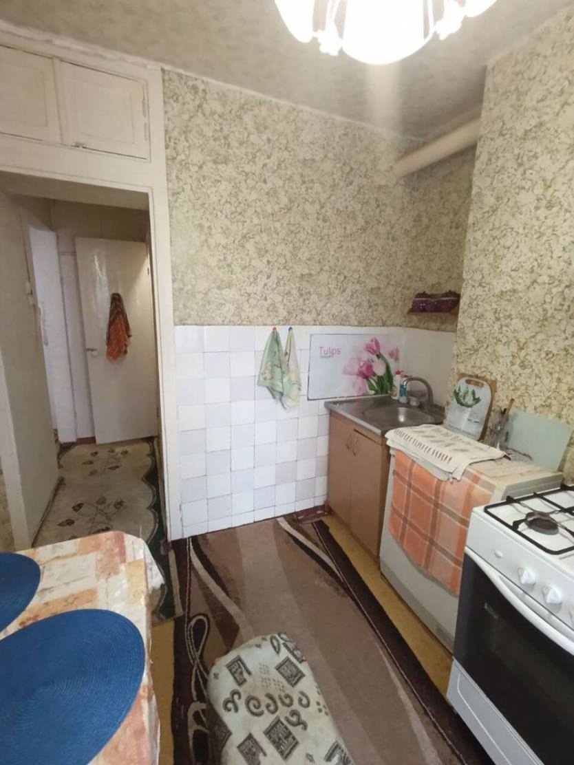Продается двухкомнатная квартира в Кировском (1)