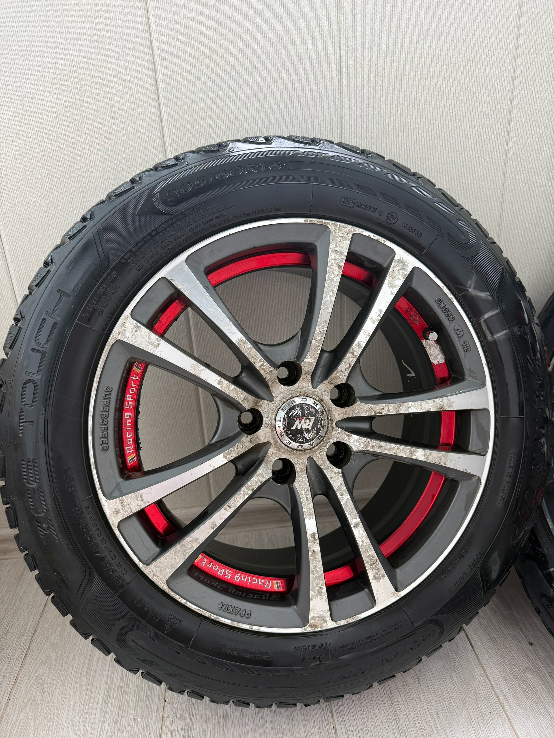 Литые диски Рено Fluence R16