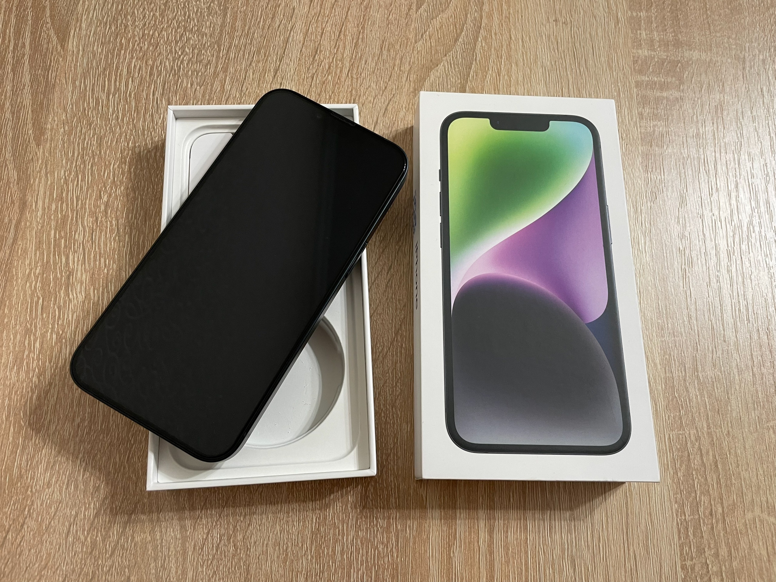 Продаю iPhone 14, 256 ГБ.