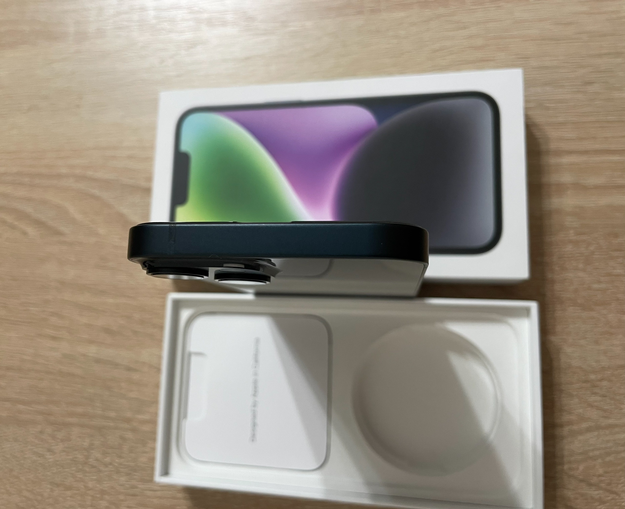 Продаю iPhone 14, 256 ГБ. (4)