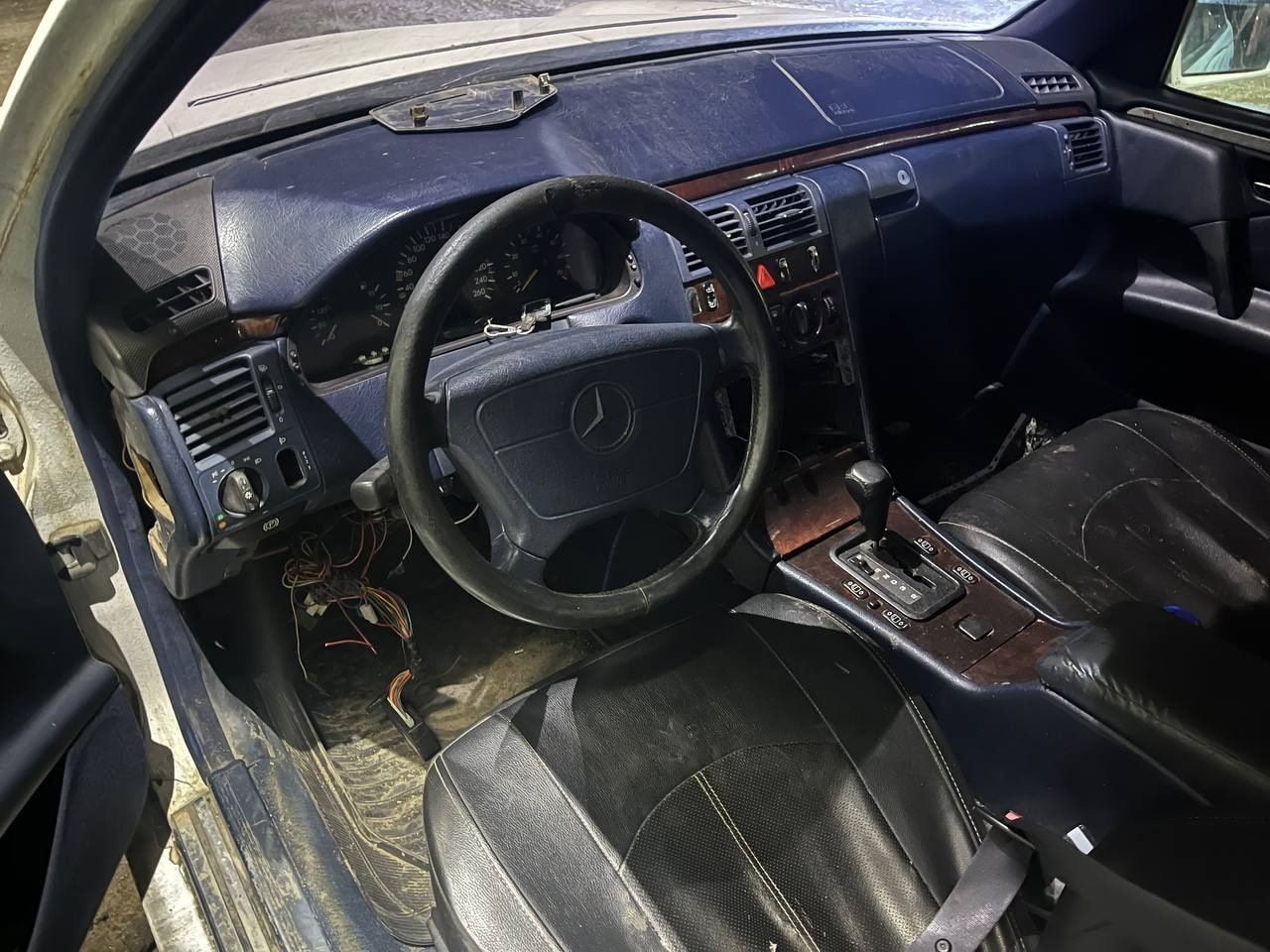 Автомобиль с пробегом 90,000 км