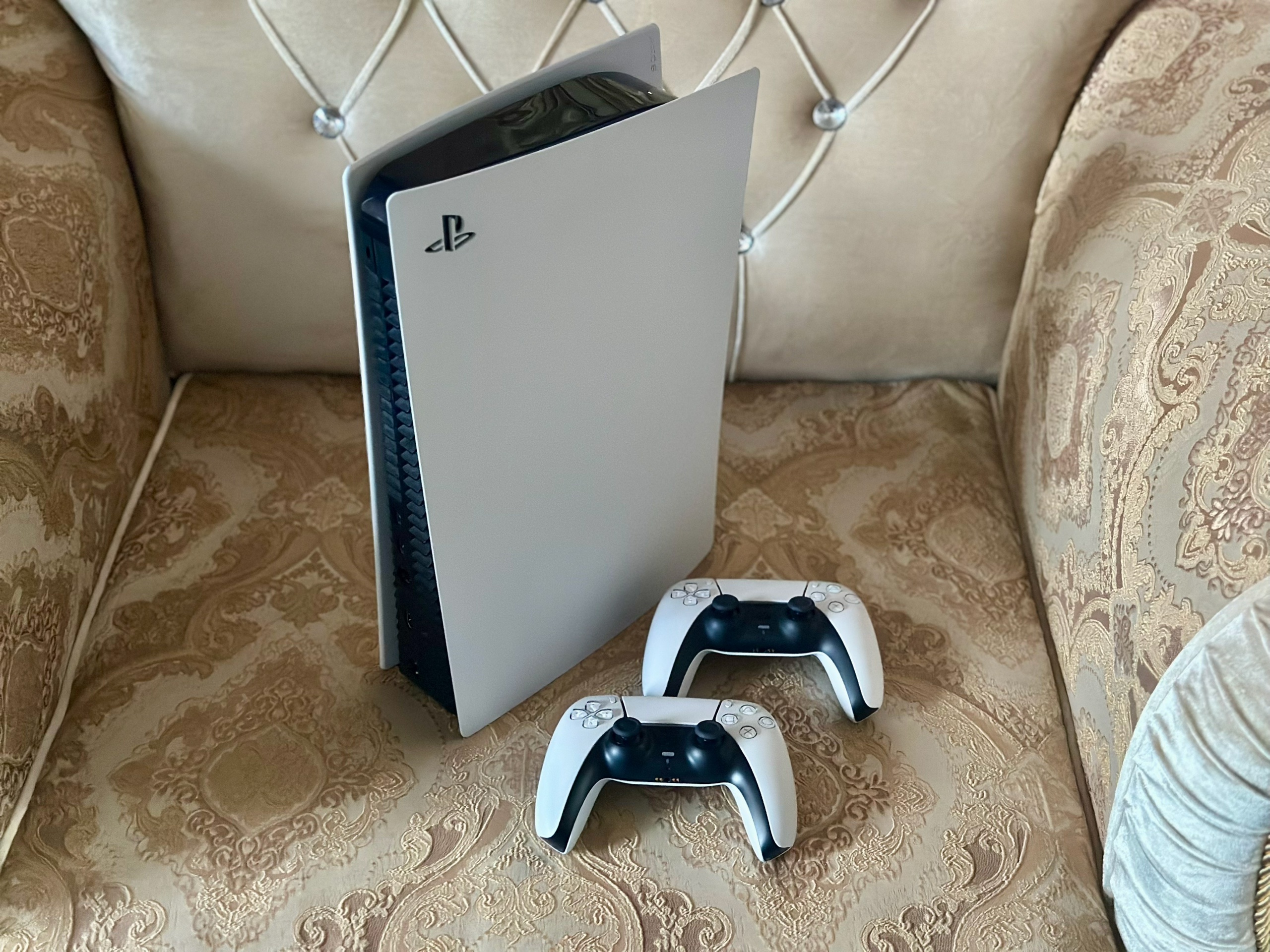 Продажа PlayStation 5 в Перевальске (1)