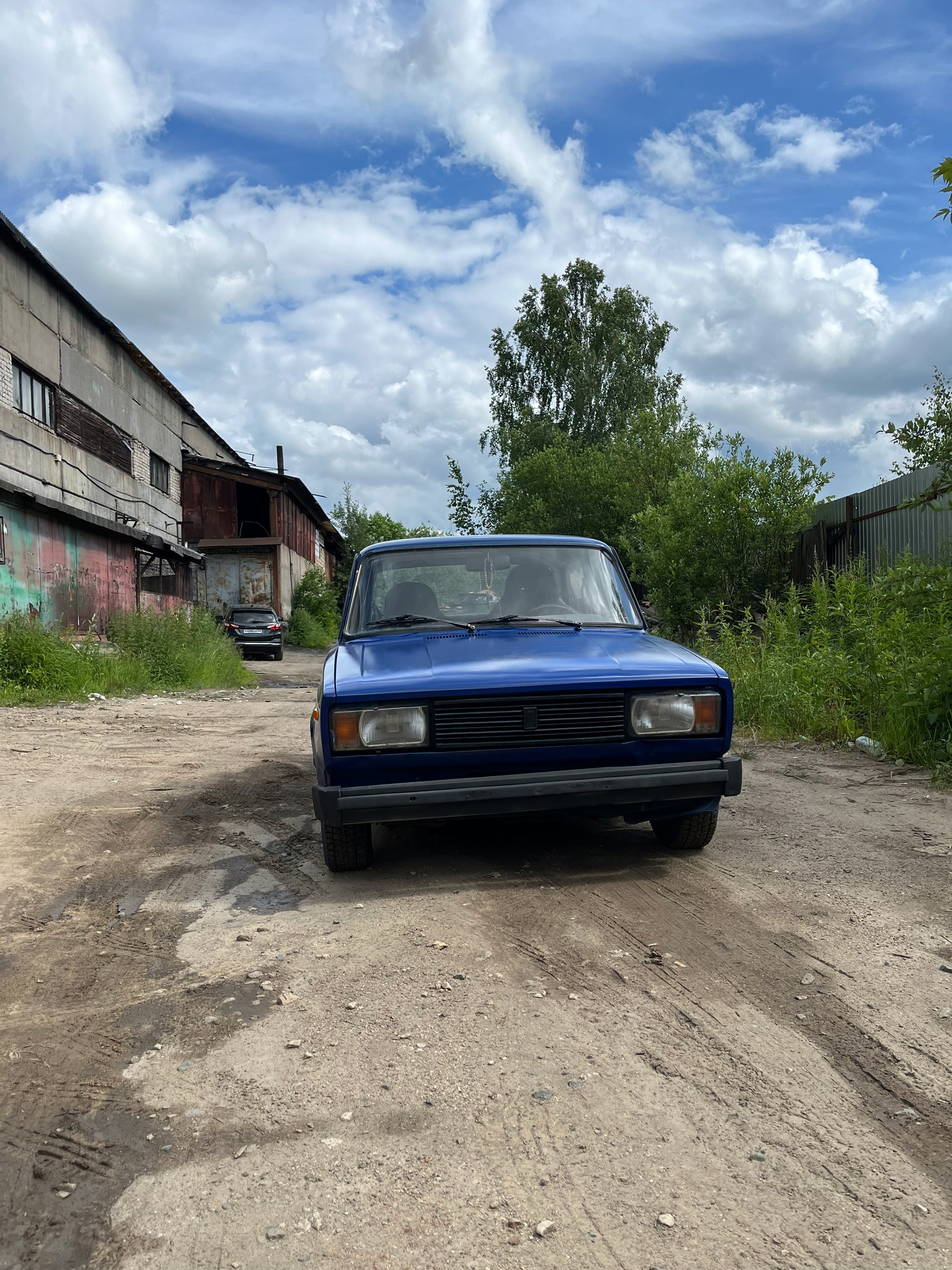 В продаже ВАЗ 2105 1996 (1)