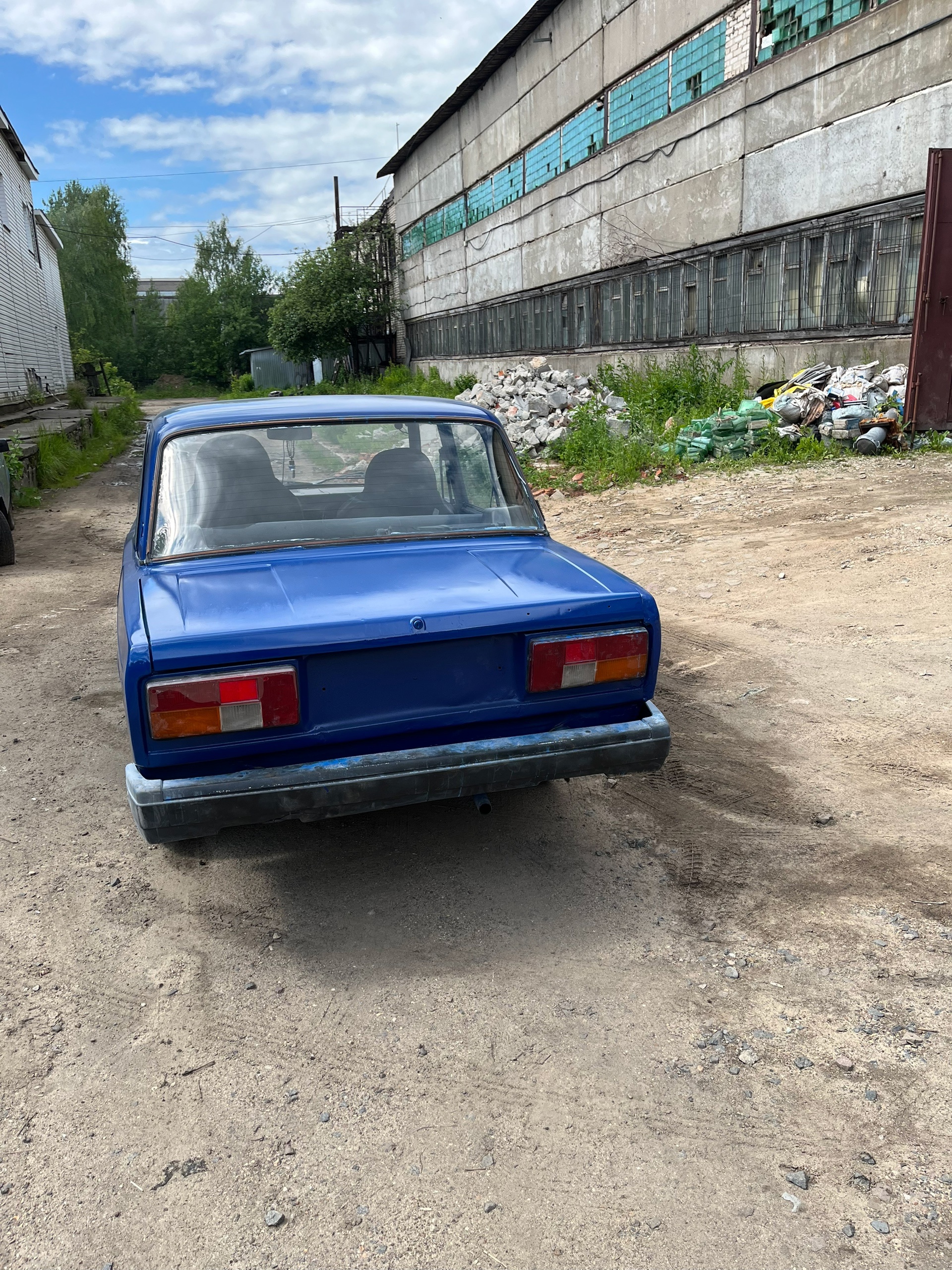 В продаже ВАЗ 2105 1996 (4)