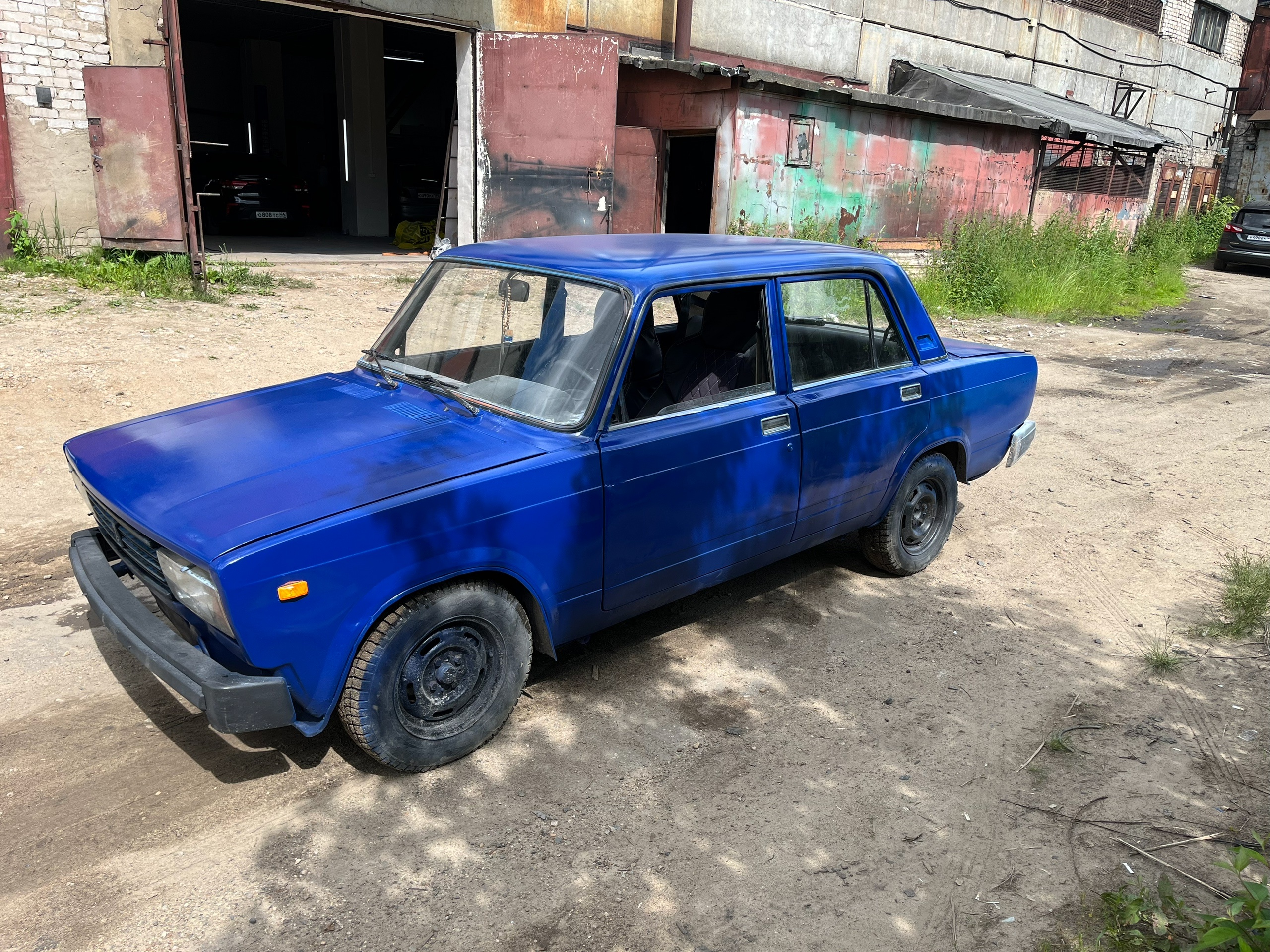 В продаже ВАЗ 2105 1996 (3)