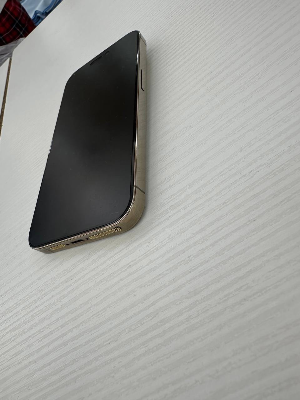 Продам iPhone 14 Pro 256 (2)