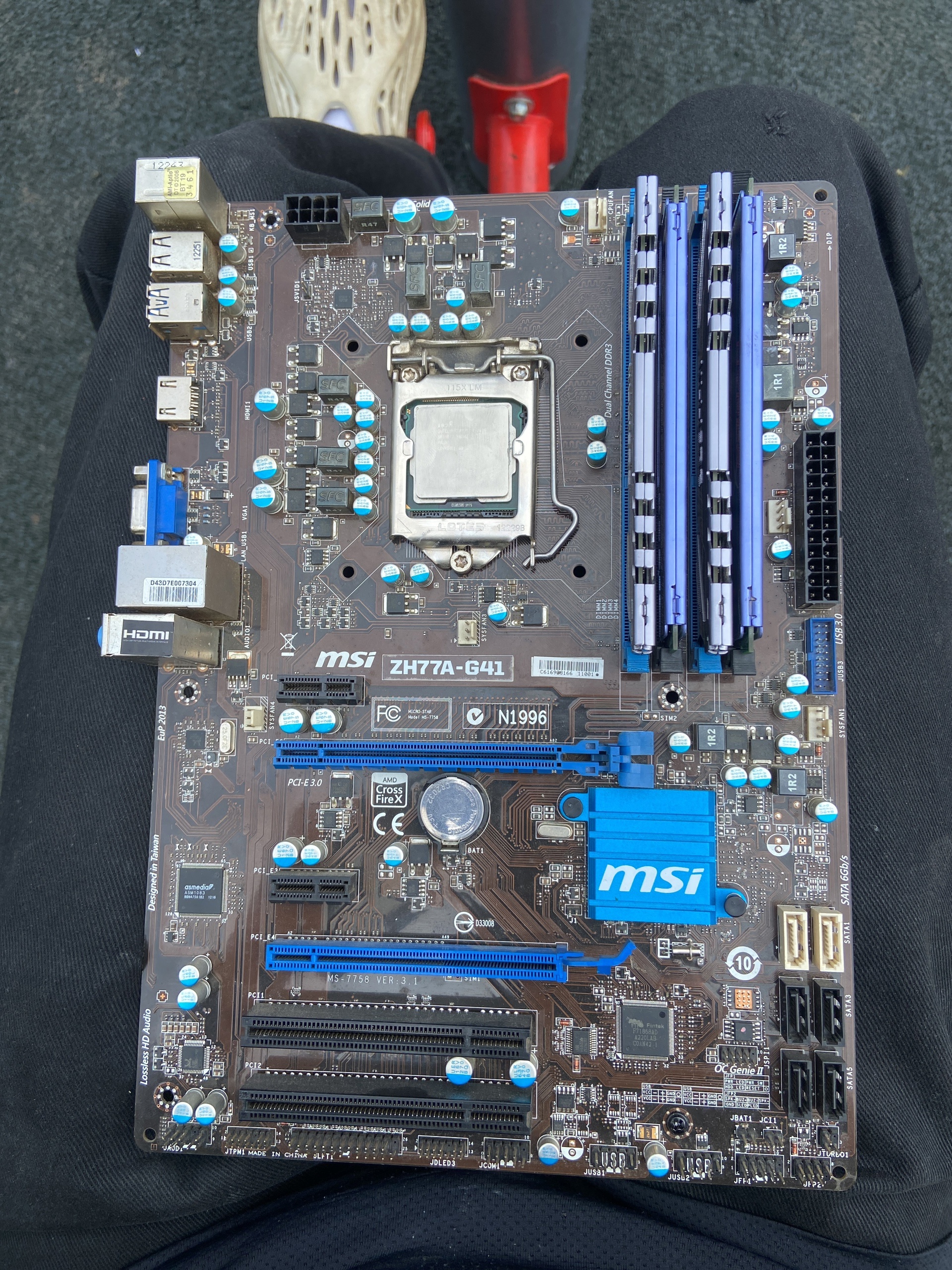 Продается материнская плата MSI ZH77A-G41