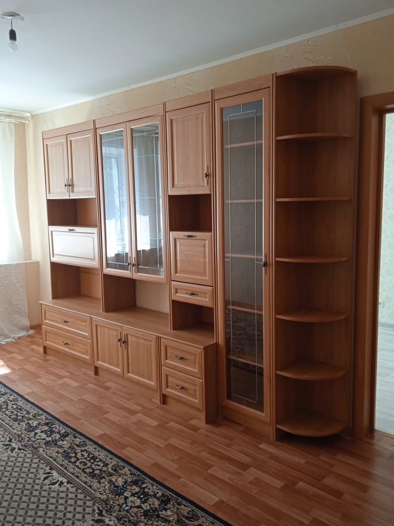 Мебель в отличном состоянии! Продаю (2)