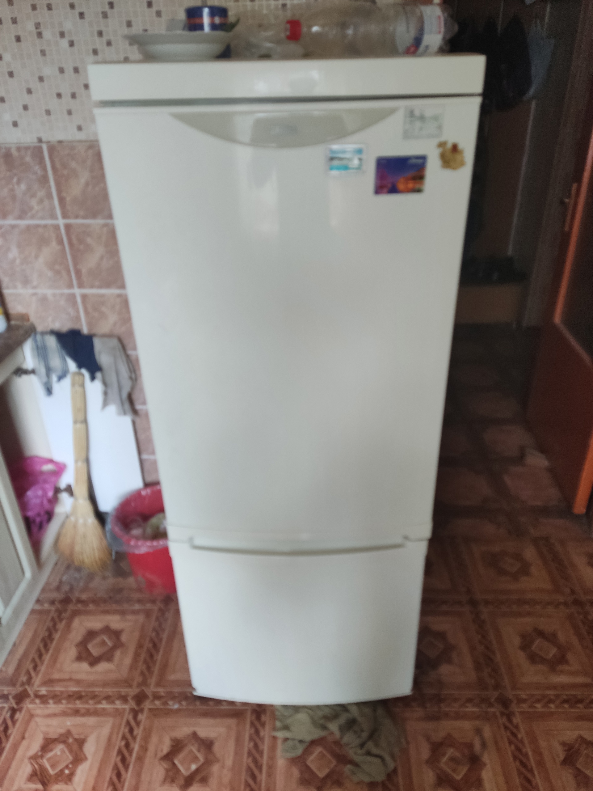 Продажа холодильника Zanussi в Луганске