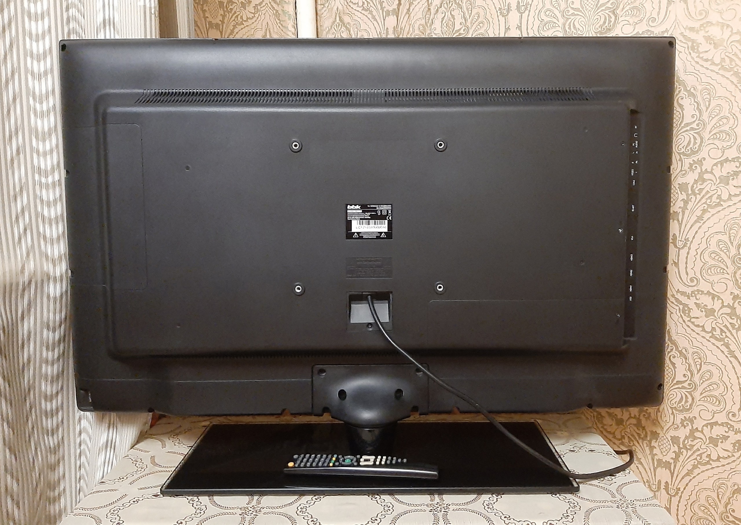 Телевизор BBK LM4027F с Full (2)