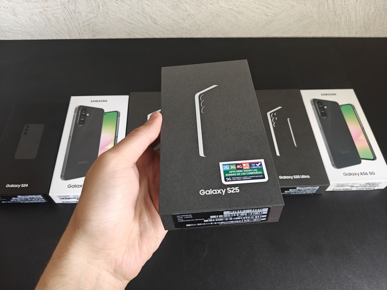 Продается новый смартфон Samsung Galaxy