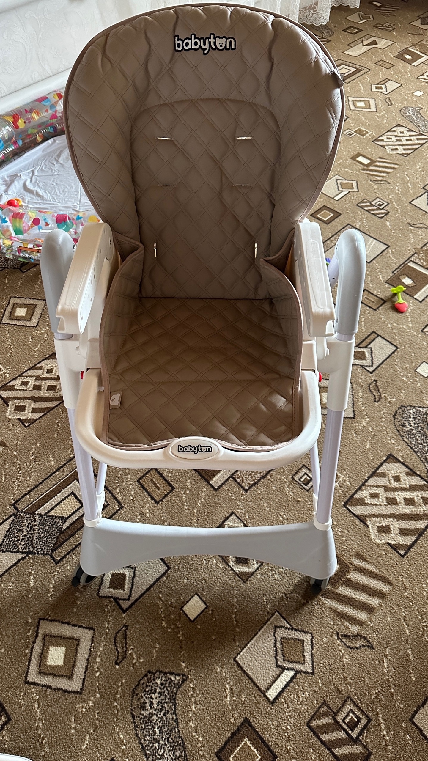 Стул для кормления Babyton Продаю (3)