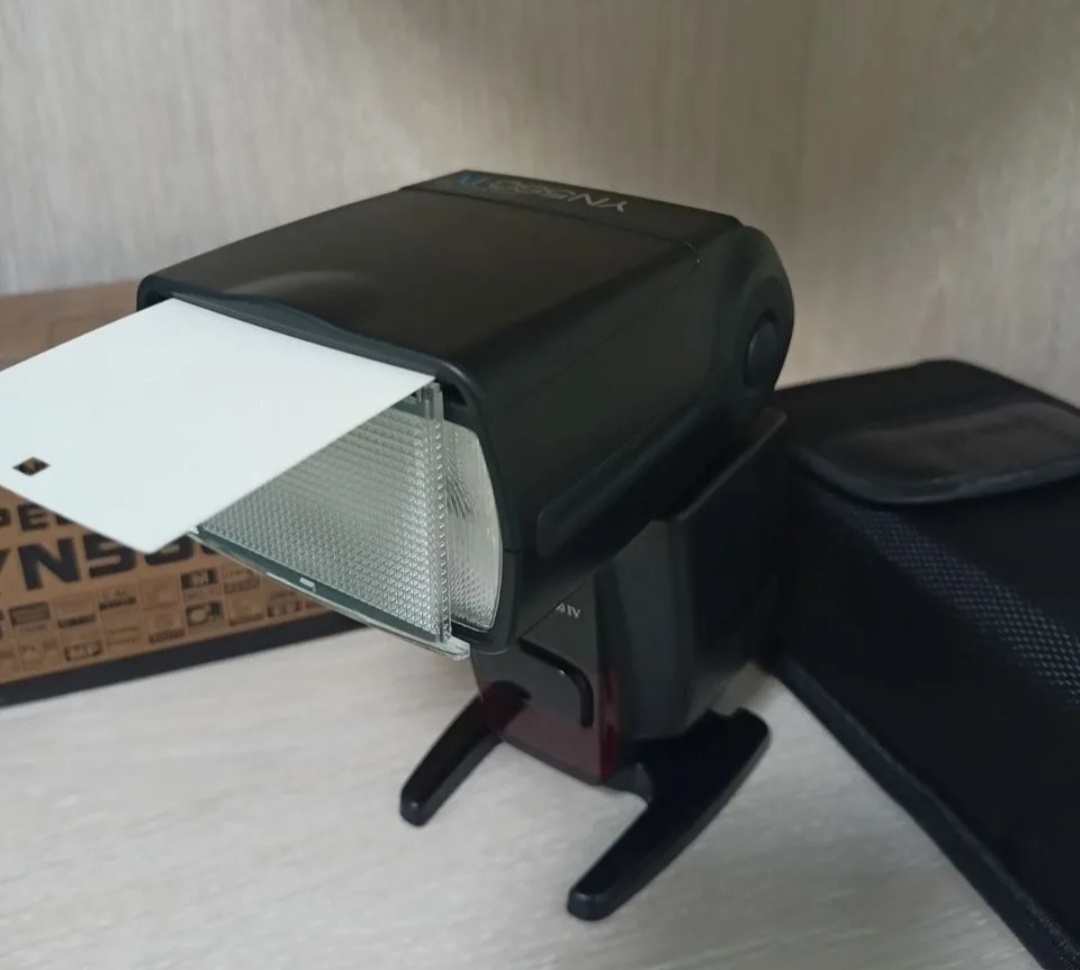 Продам новую фотовспышку Yongnuo Продаётся (3)