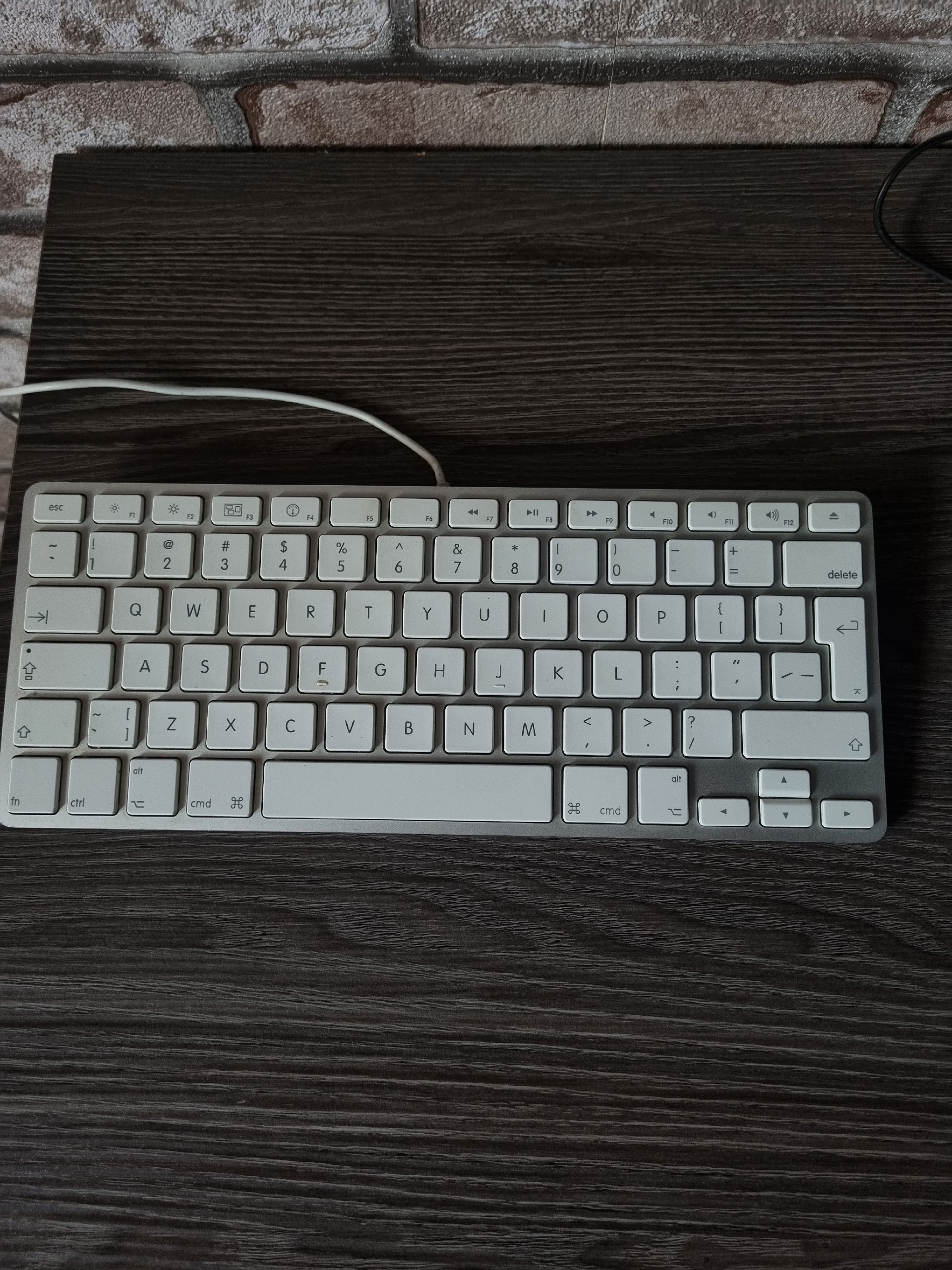 Продается клавиатура Apple Magic Предлагаю