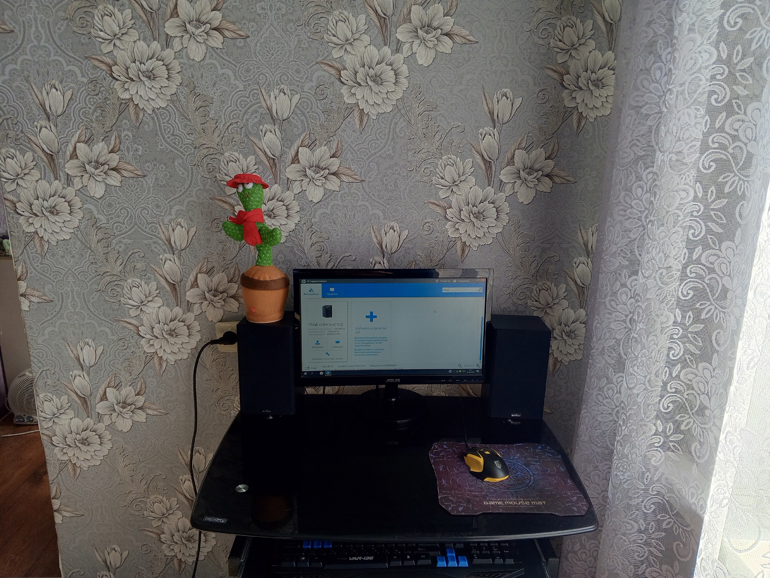 Продается стол с компьютером Предлагается (6)