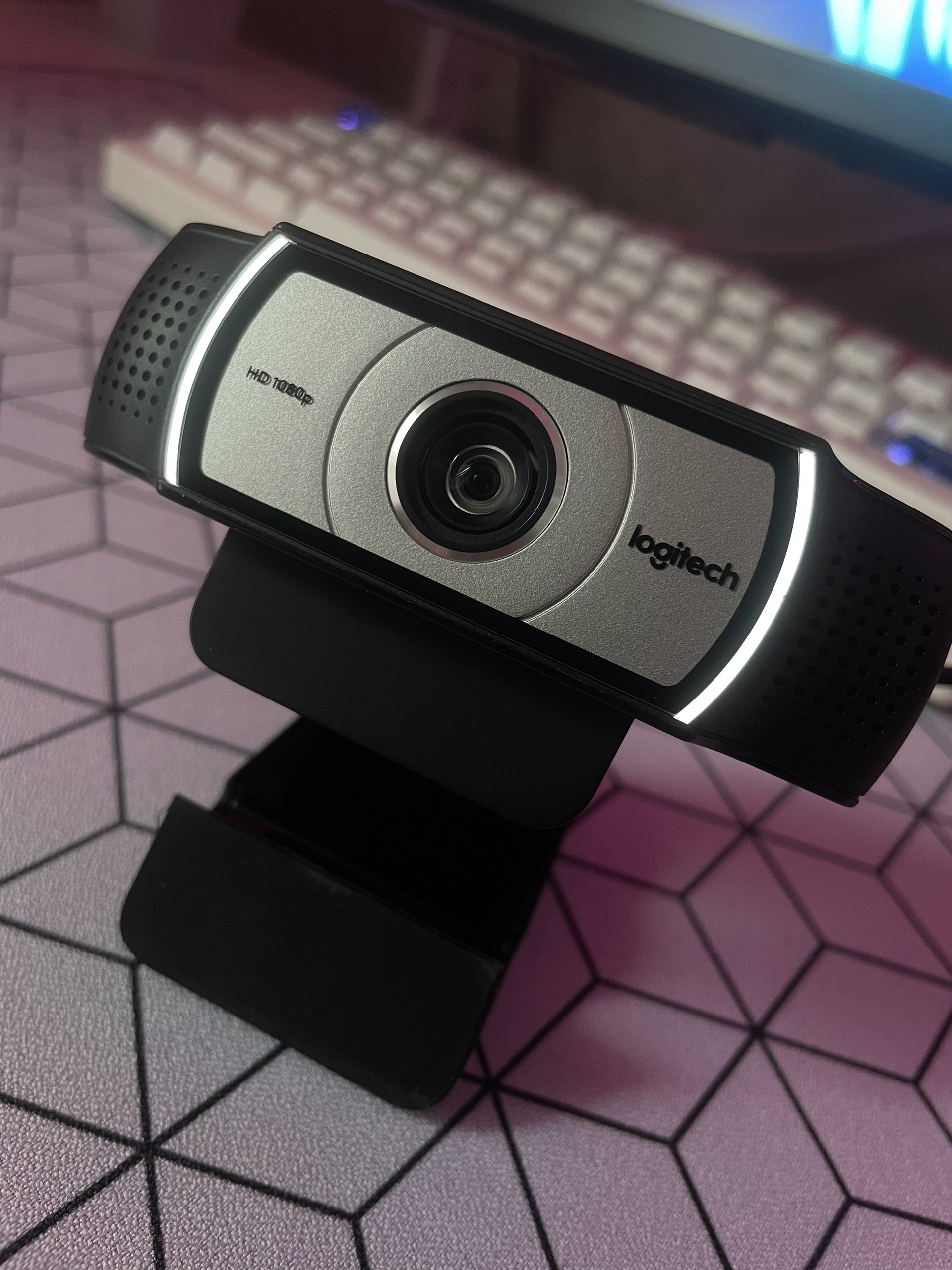 **Вебкамера Logitech C930e новая** Продается