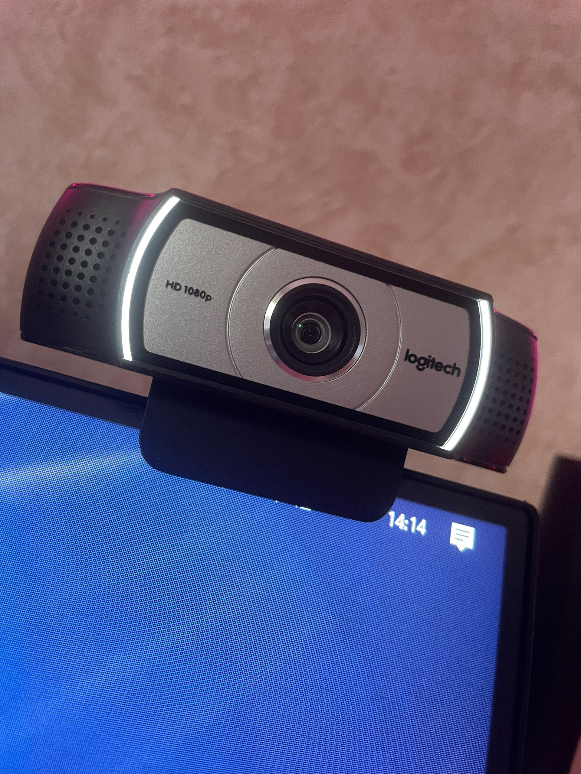 **Вебкамера Logitech C930e новая** Продается (1)