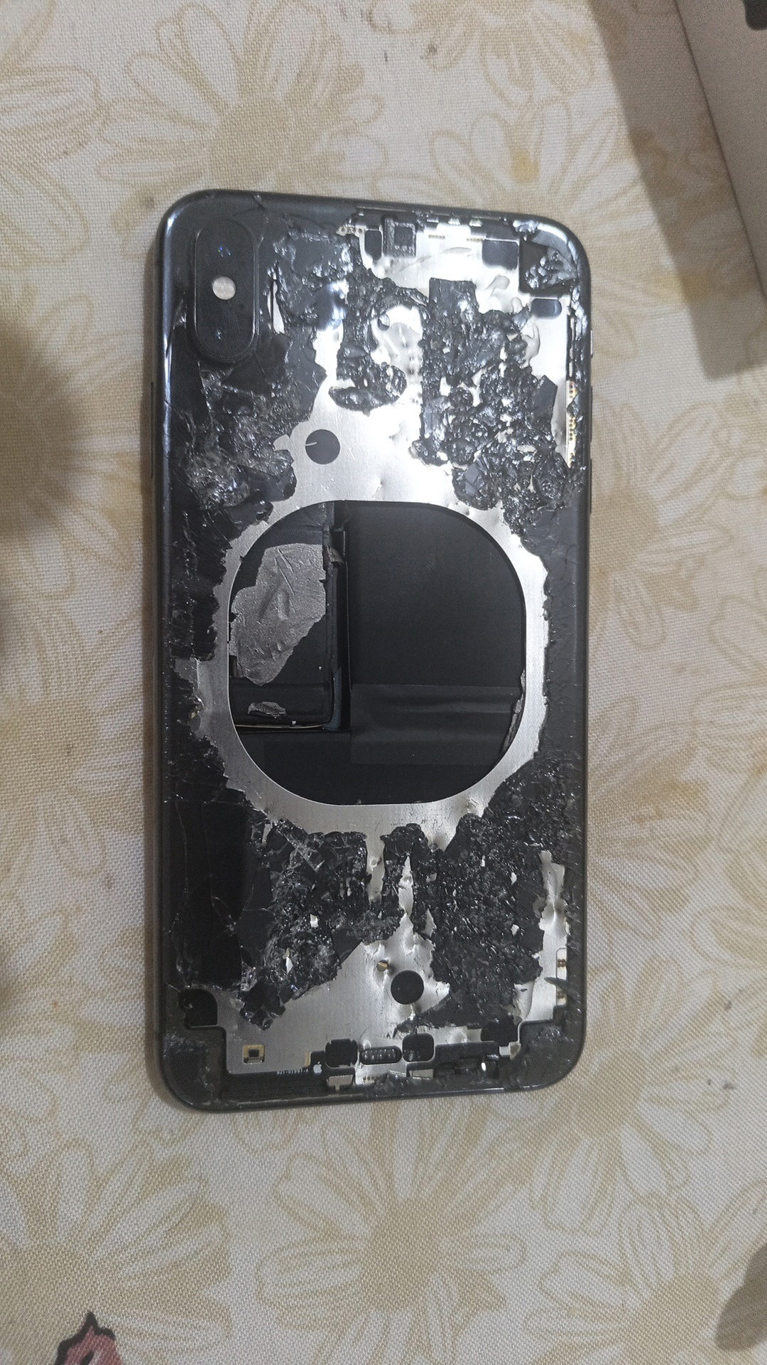 Айфон XS Max: Хорошее состояние (3)