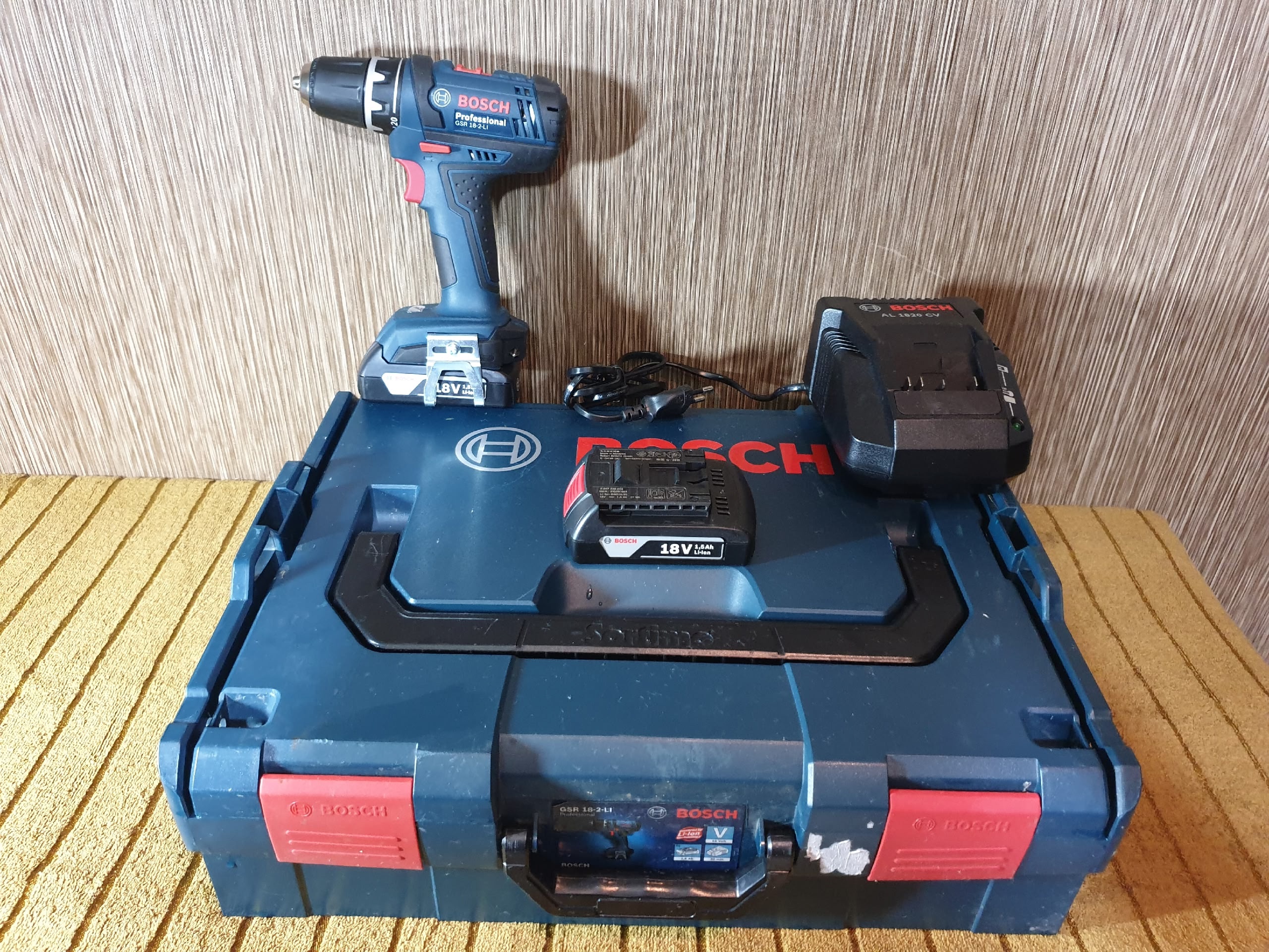 Новая дрель-шуруповерт Bosch Professional Продается (4)