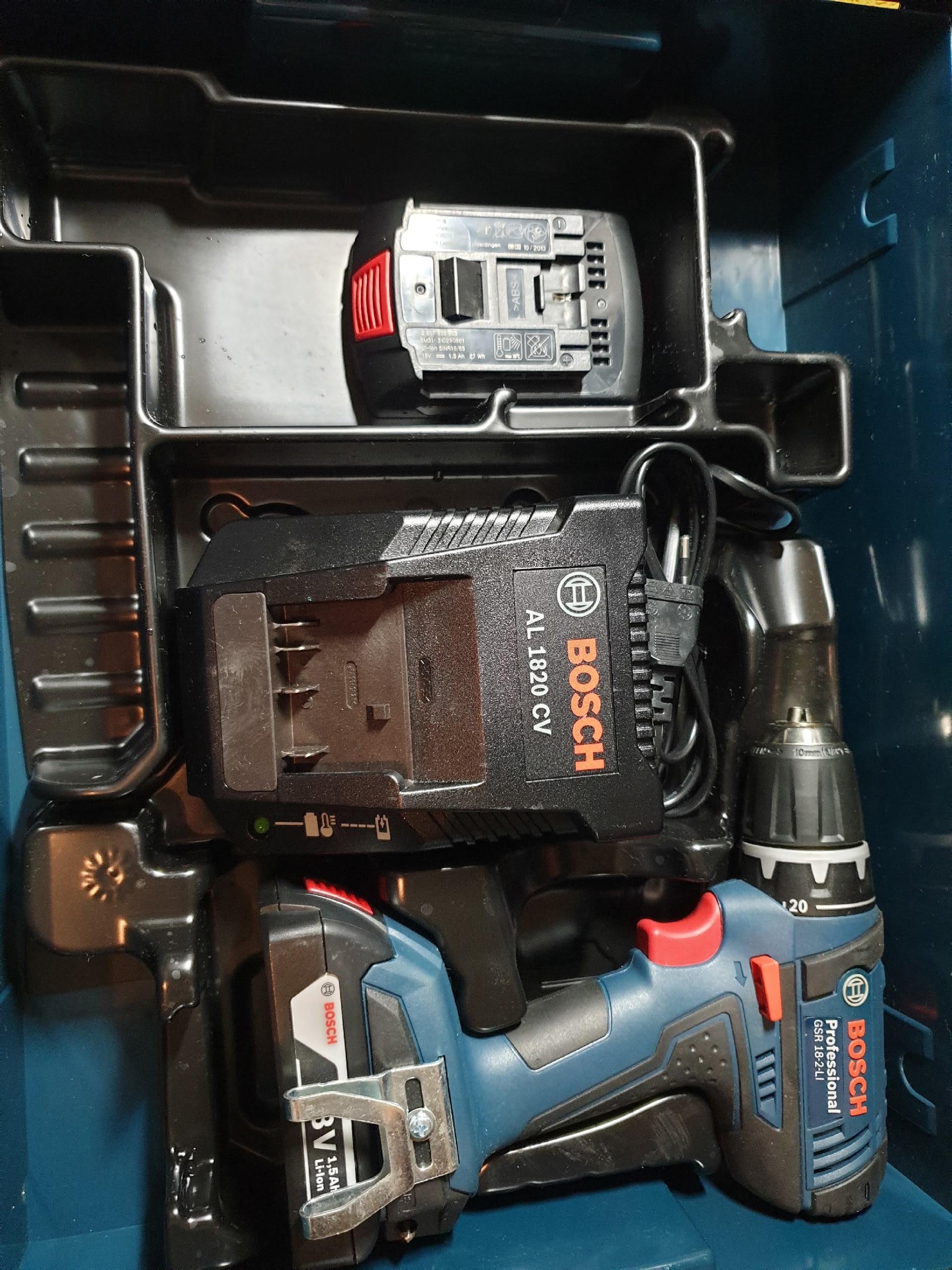 Новая дрель-шуруповерт Bosch Professional Продается (5)