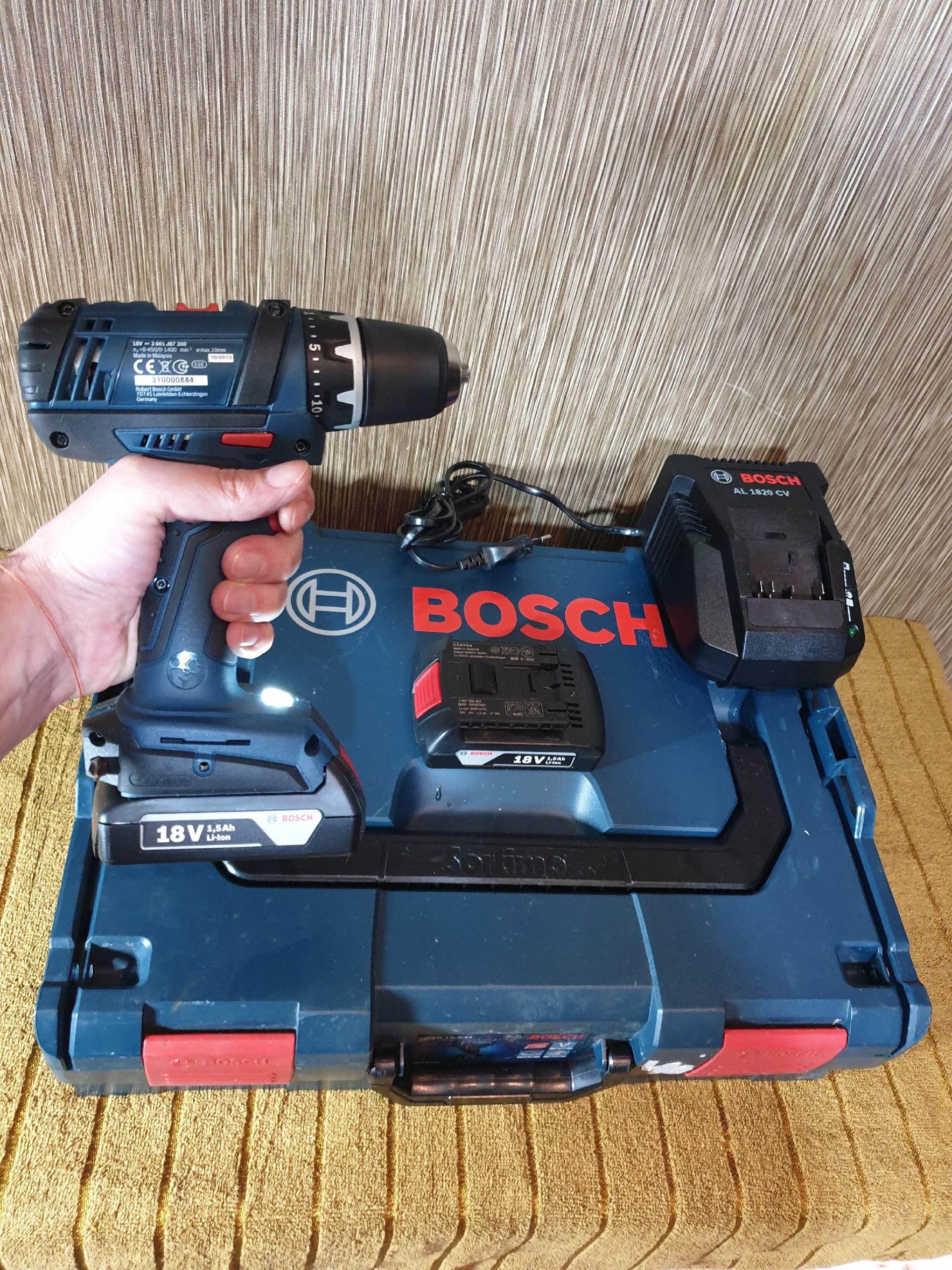 Новая дрель-шуруповерт Bosch Professional Продается (3)