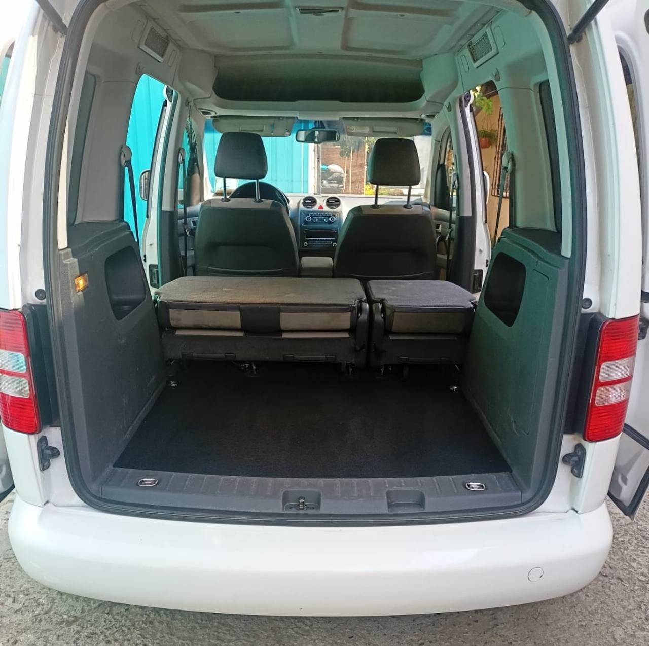 Автомобиль Volkswagen Caddy 2012 Предлагаю (9)