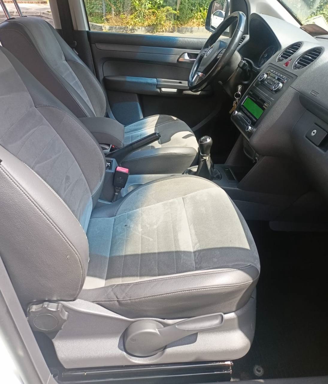 Автомобиль Volkswagen Caddy 2012 Предлагаю (7)