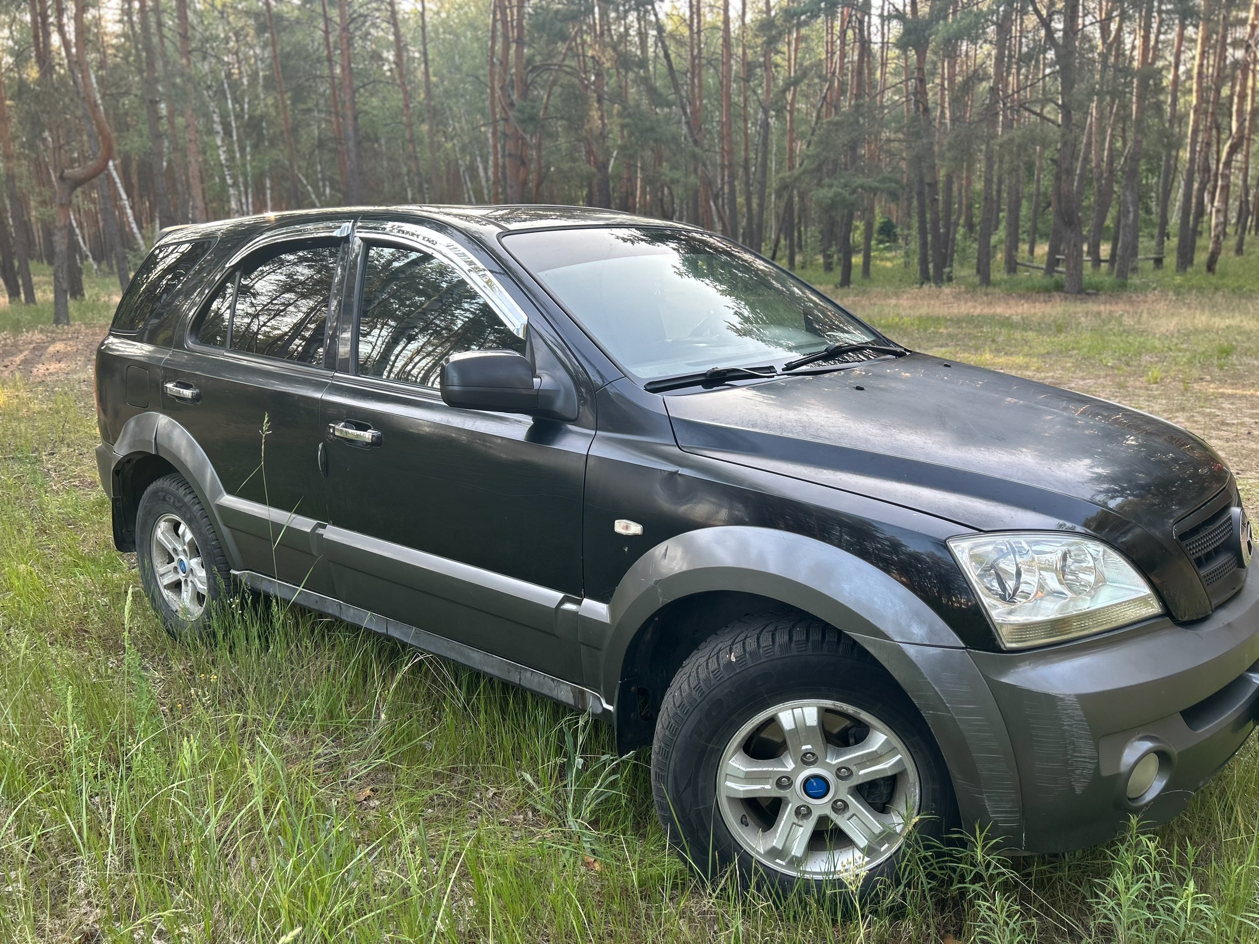 Продам Kia Sorento 2003 года (4)