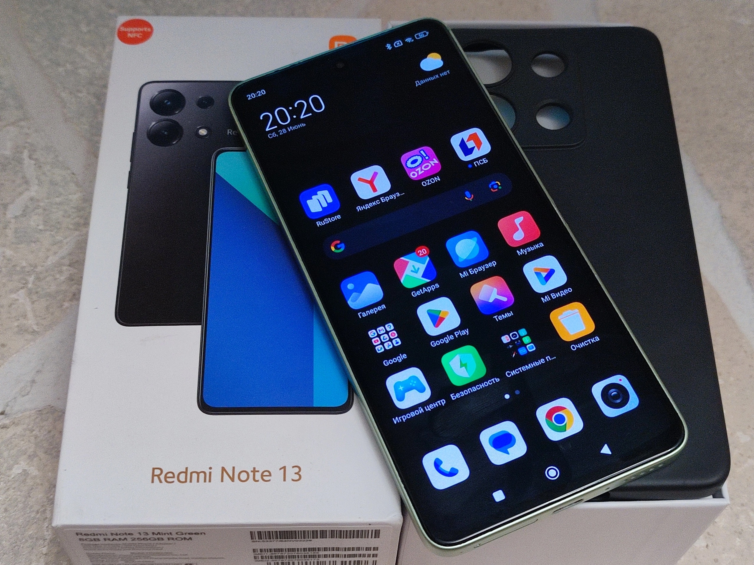 Мощный и производительный смартфон Xiaomi (1)