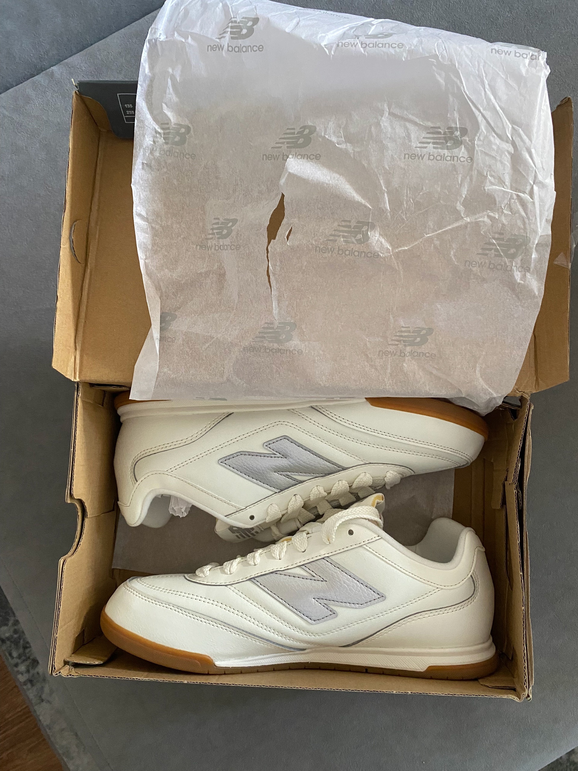 Продажа кроссовок New Balance Продаю