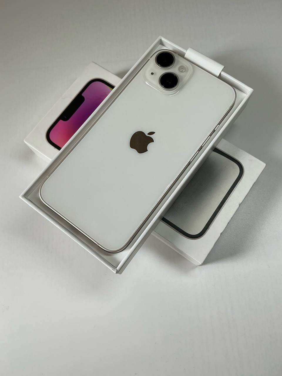 Продам iPhone 14, 128 ГБ