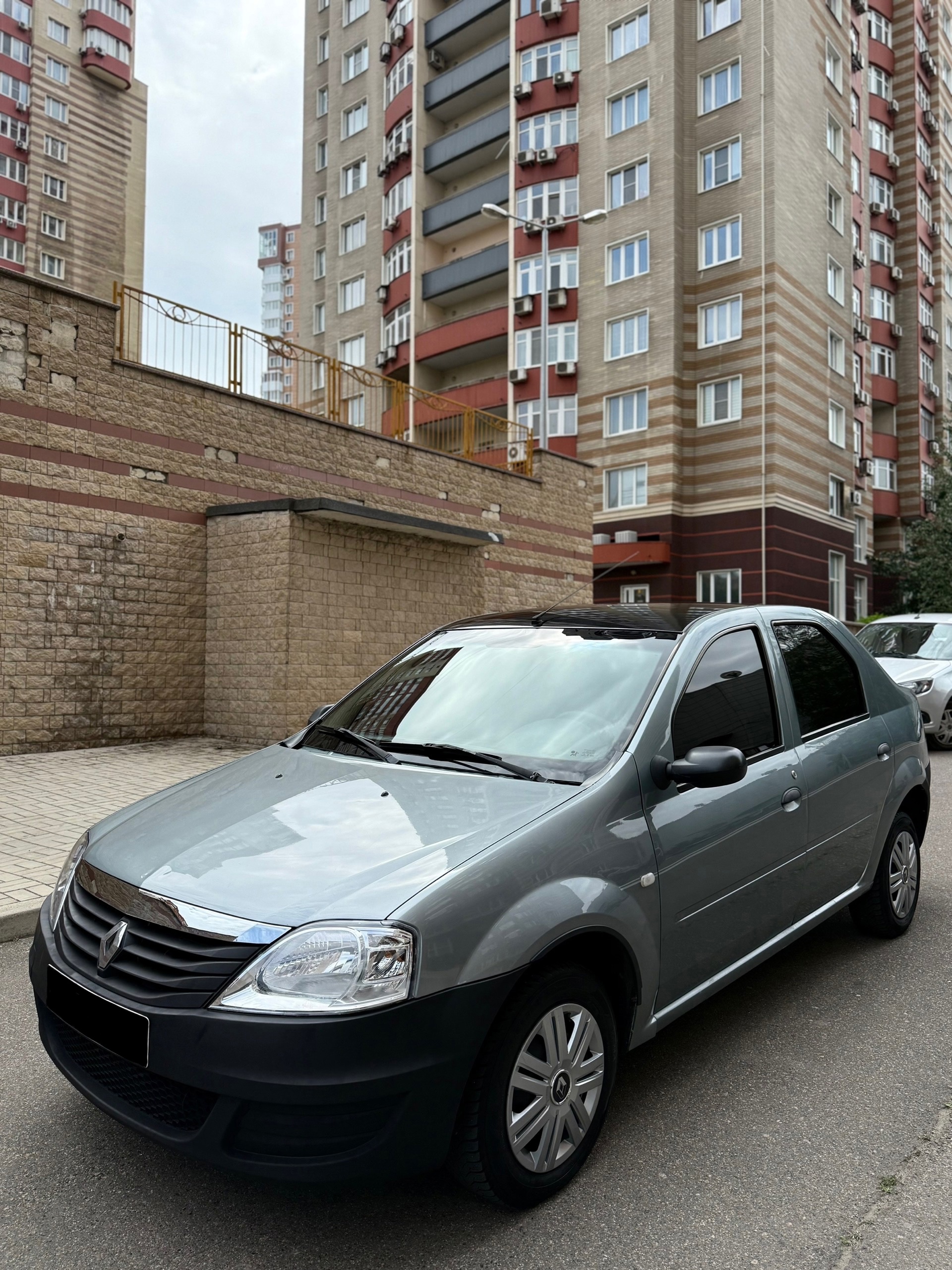 Продажа Renault Logan 2012 года