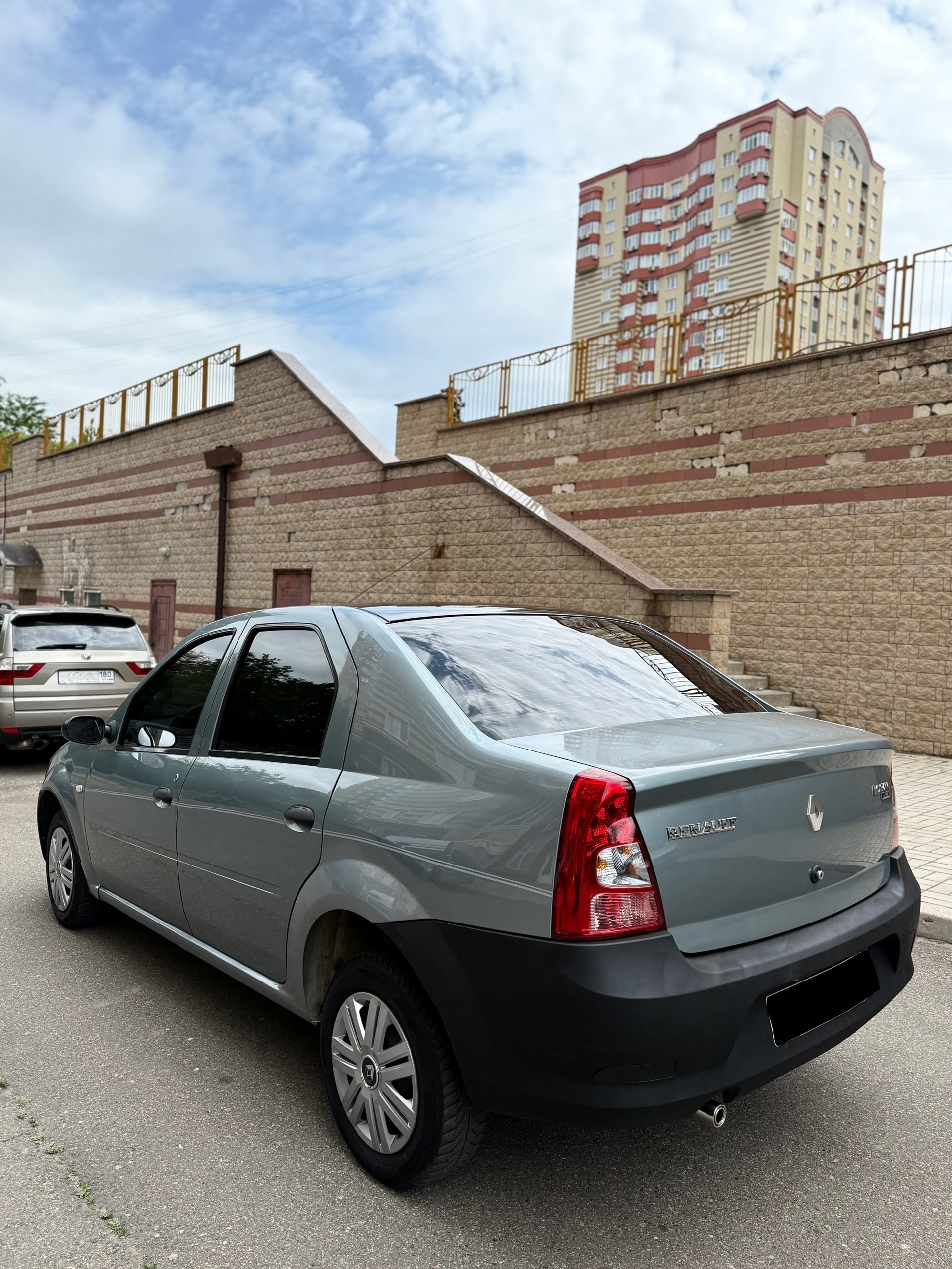 Продажа Renault Logan 2012 года (5)